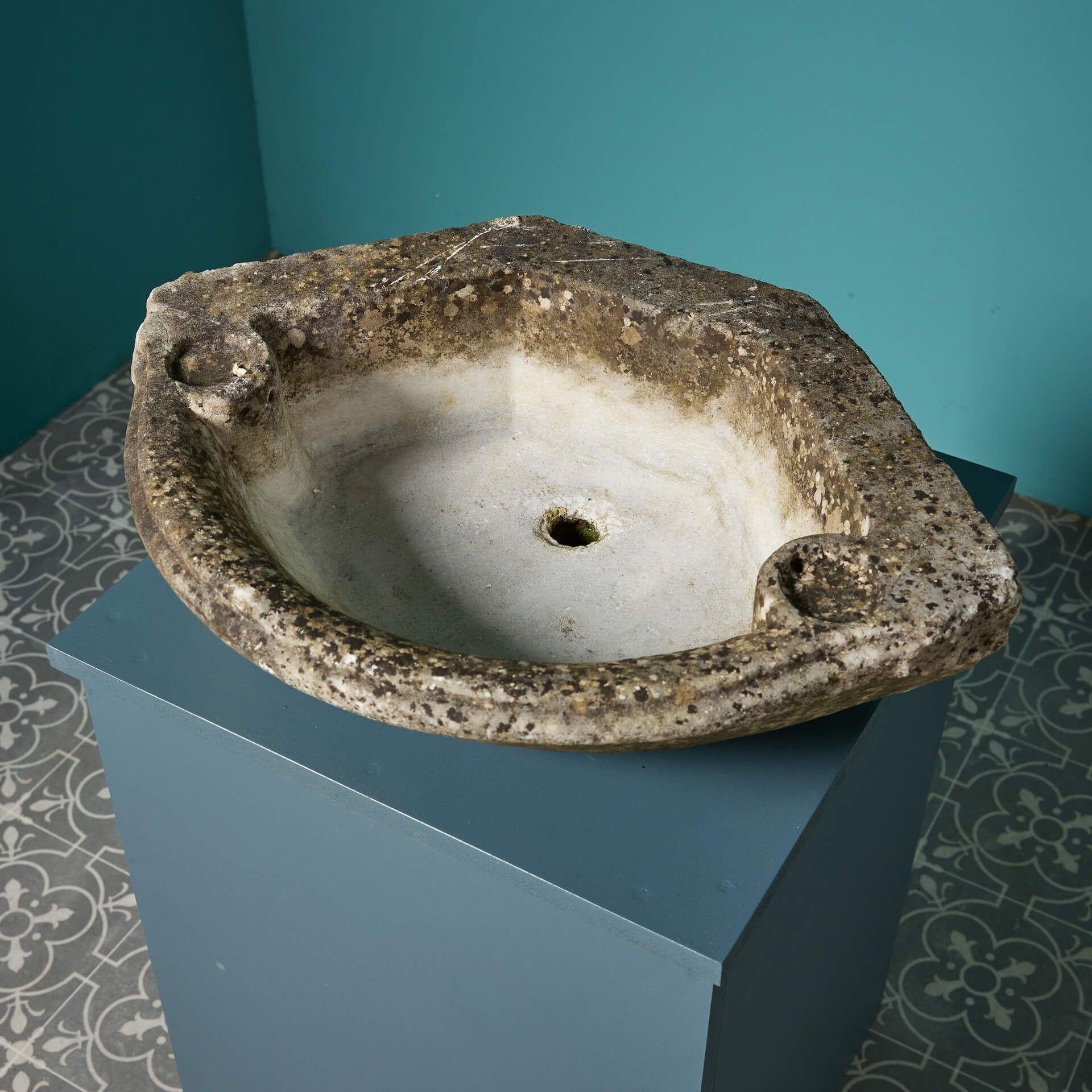 Country Antique 18th Century Carrara Marble Corner Basin For Sale