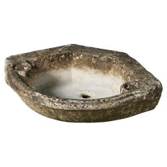 Ancien bassin d'angle en marbre de Carrare du 18ème siècle