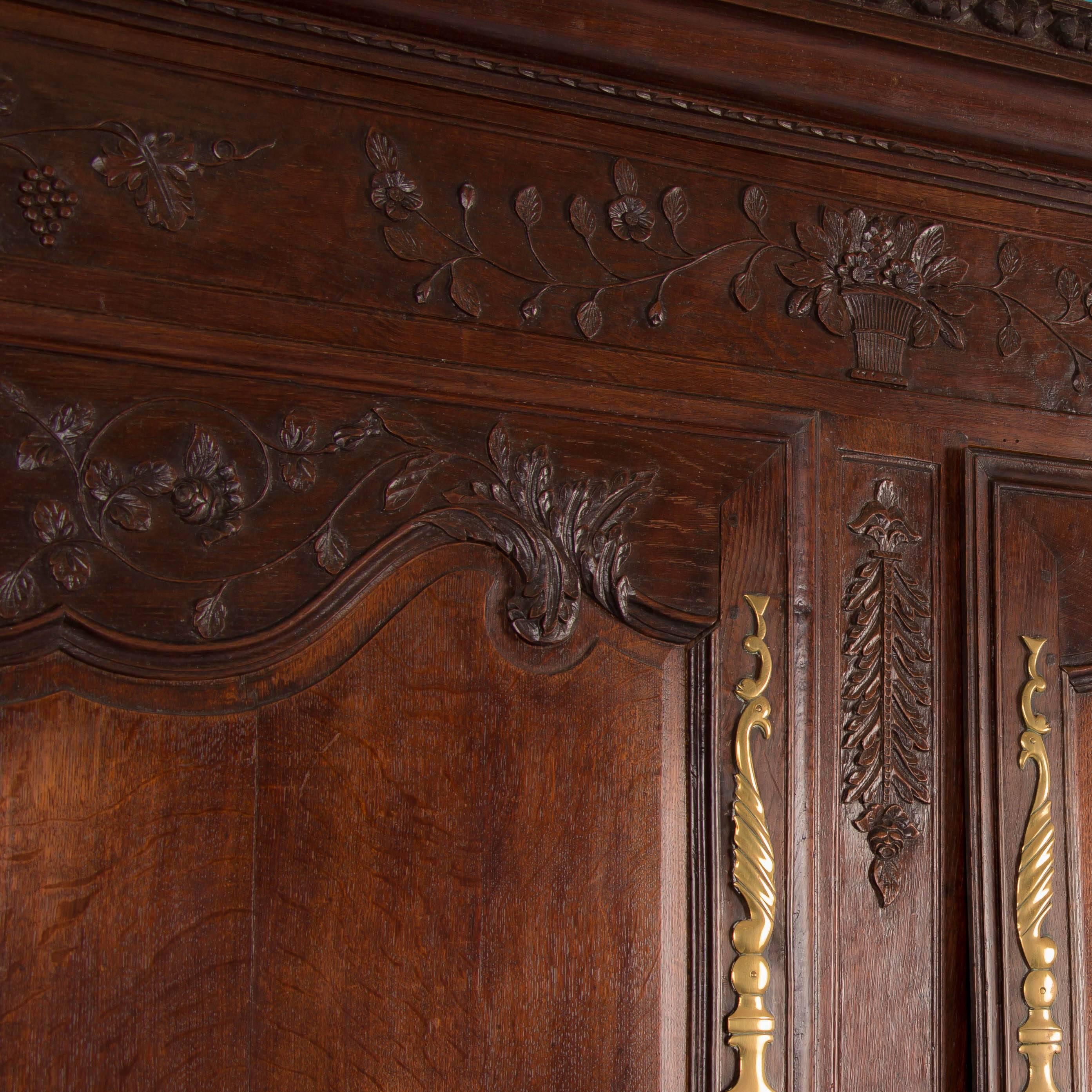 Antique 18th Century Carved French Oak Armoire In Good Condition For Sale In Round Top, TX