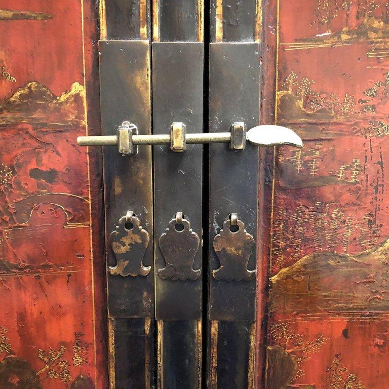 Antique 18th Century Chinese Red and Black Lacquered Cabinet In Good Condition For Sale In San Francisco, CA