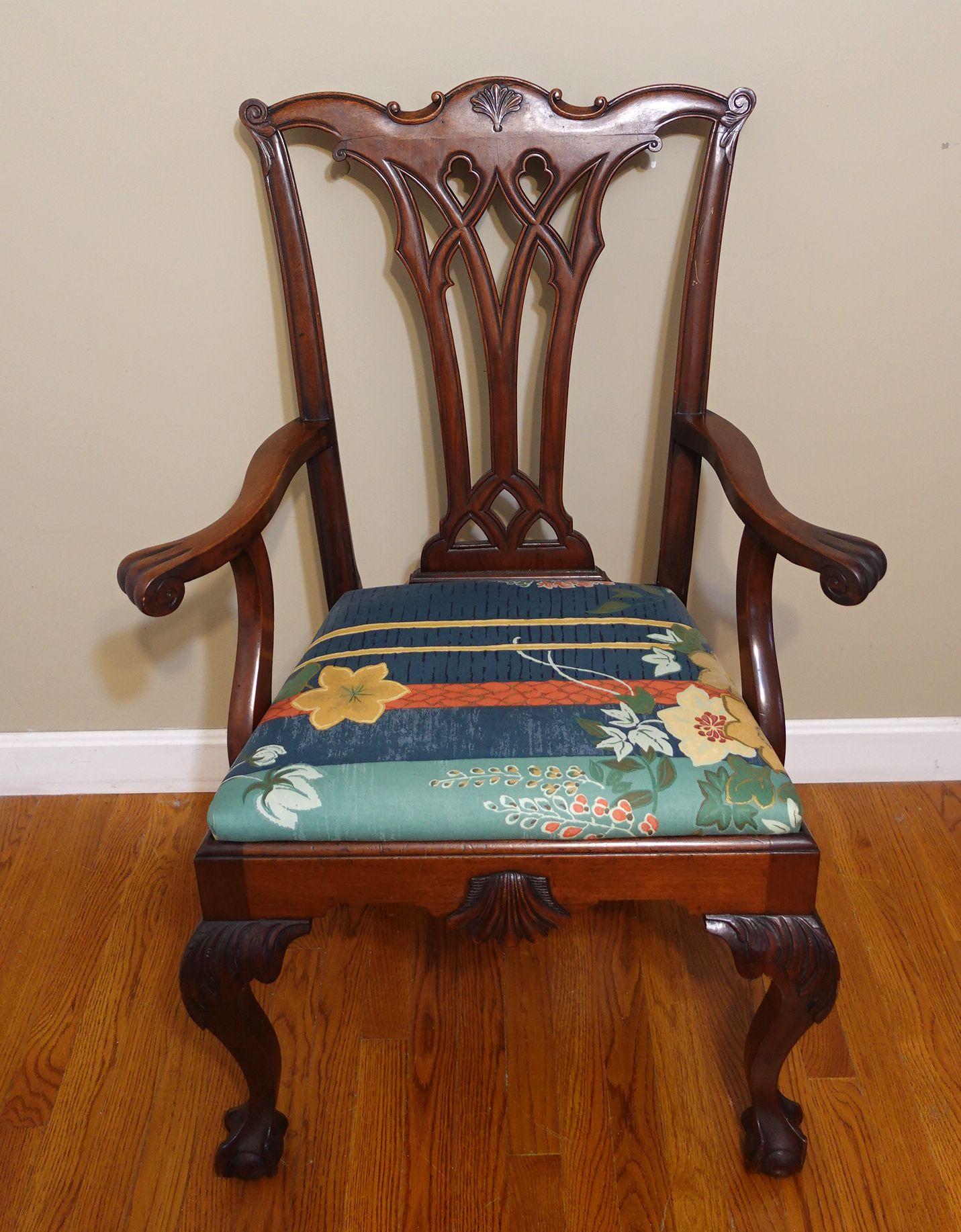 Hand-Carved Chippendale Style Carved Mahogany Armchair For Sale