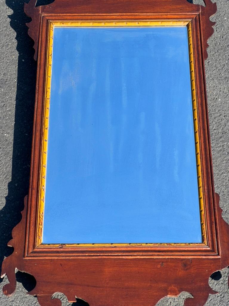 Antique 18th Century Chippendale Wall Mirror with Eagle Crest For Sale 2