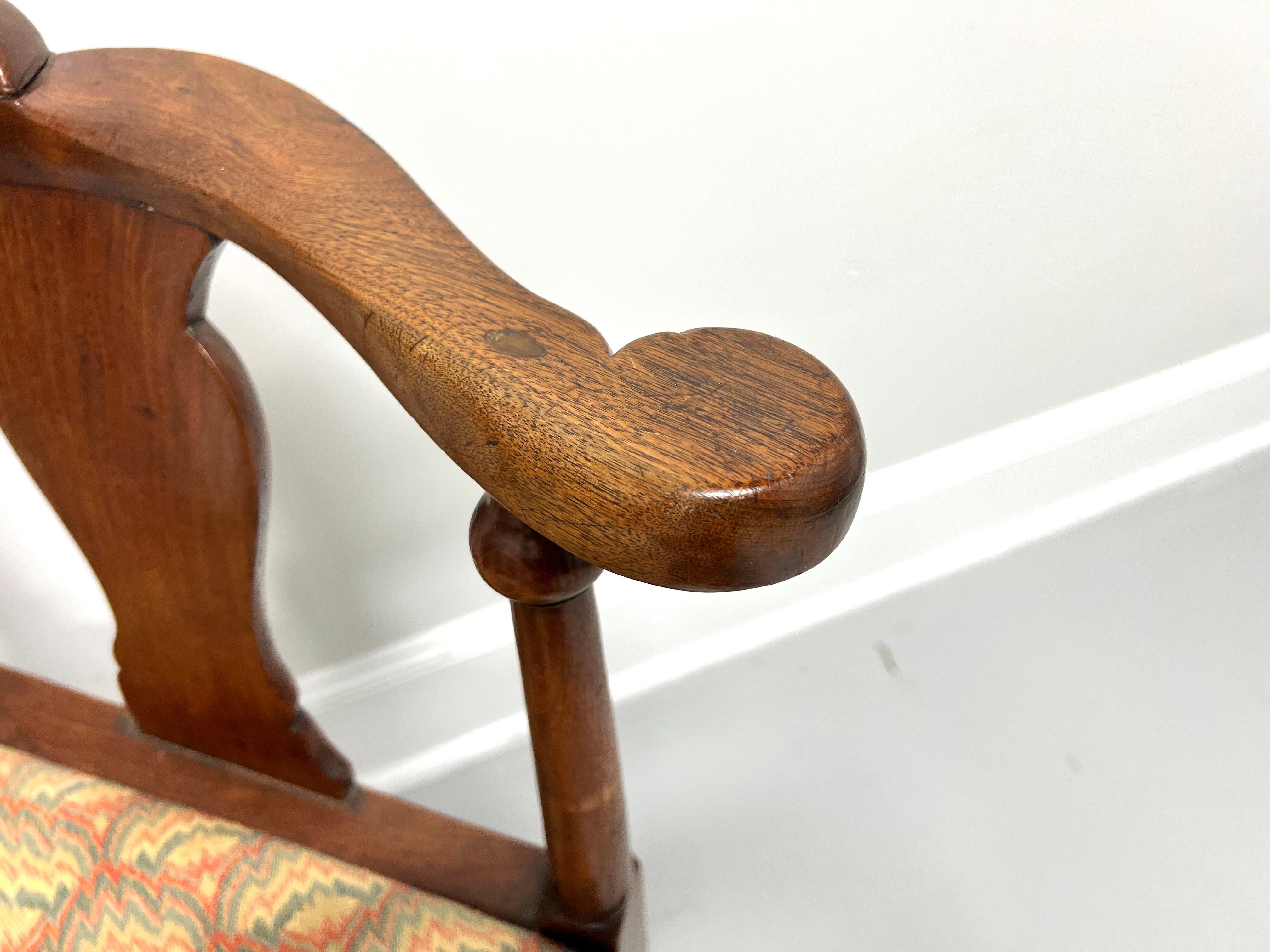 Antique 18th Century Circa 1750 American Colonial Walnut Corner Chair For Sale 6