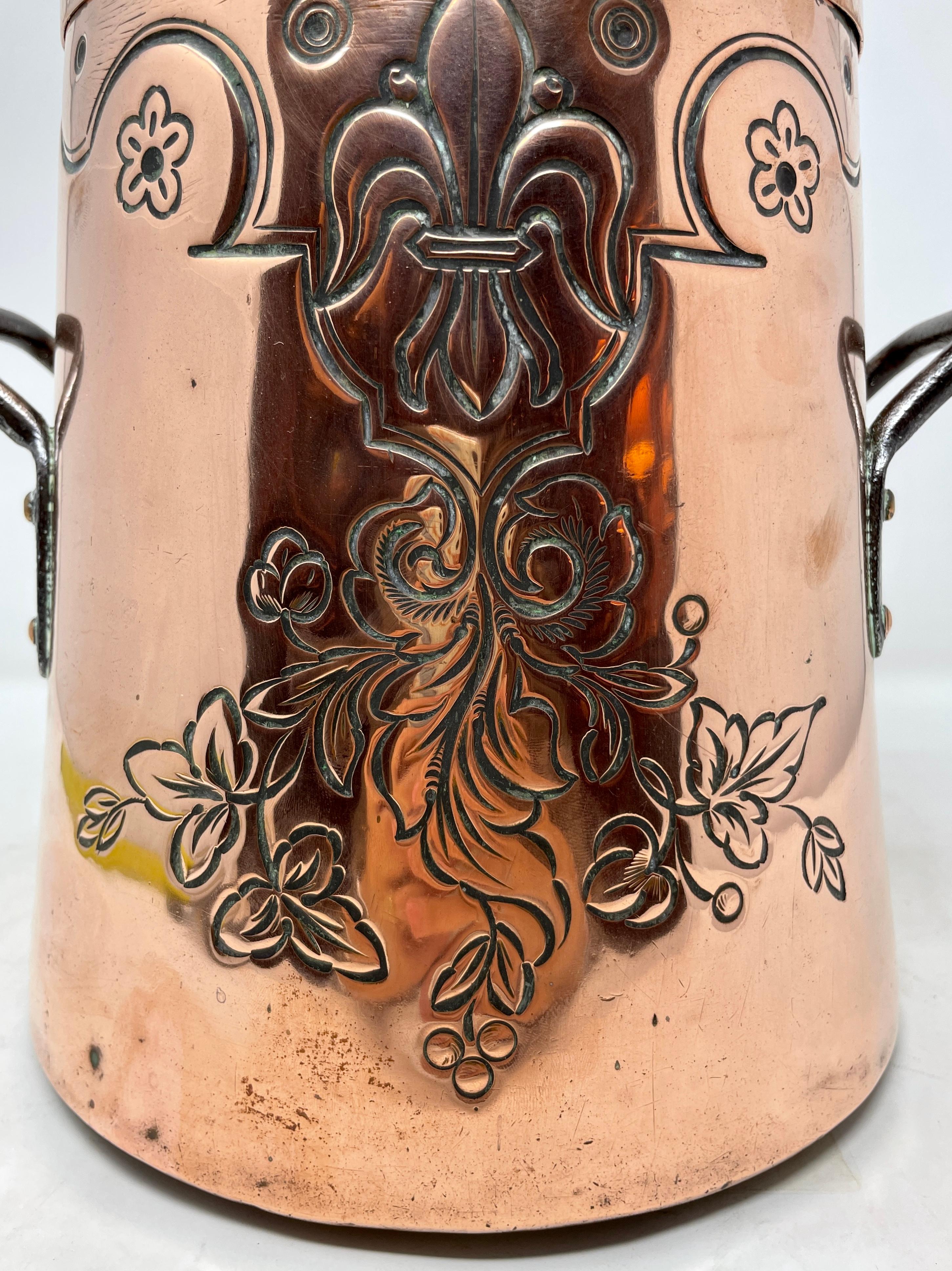 Antique 18th Century Copper and Brass Original Spigot Tea Dispenser For Sale 8