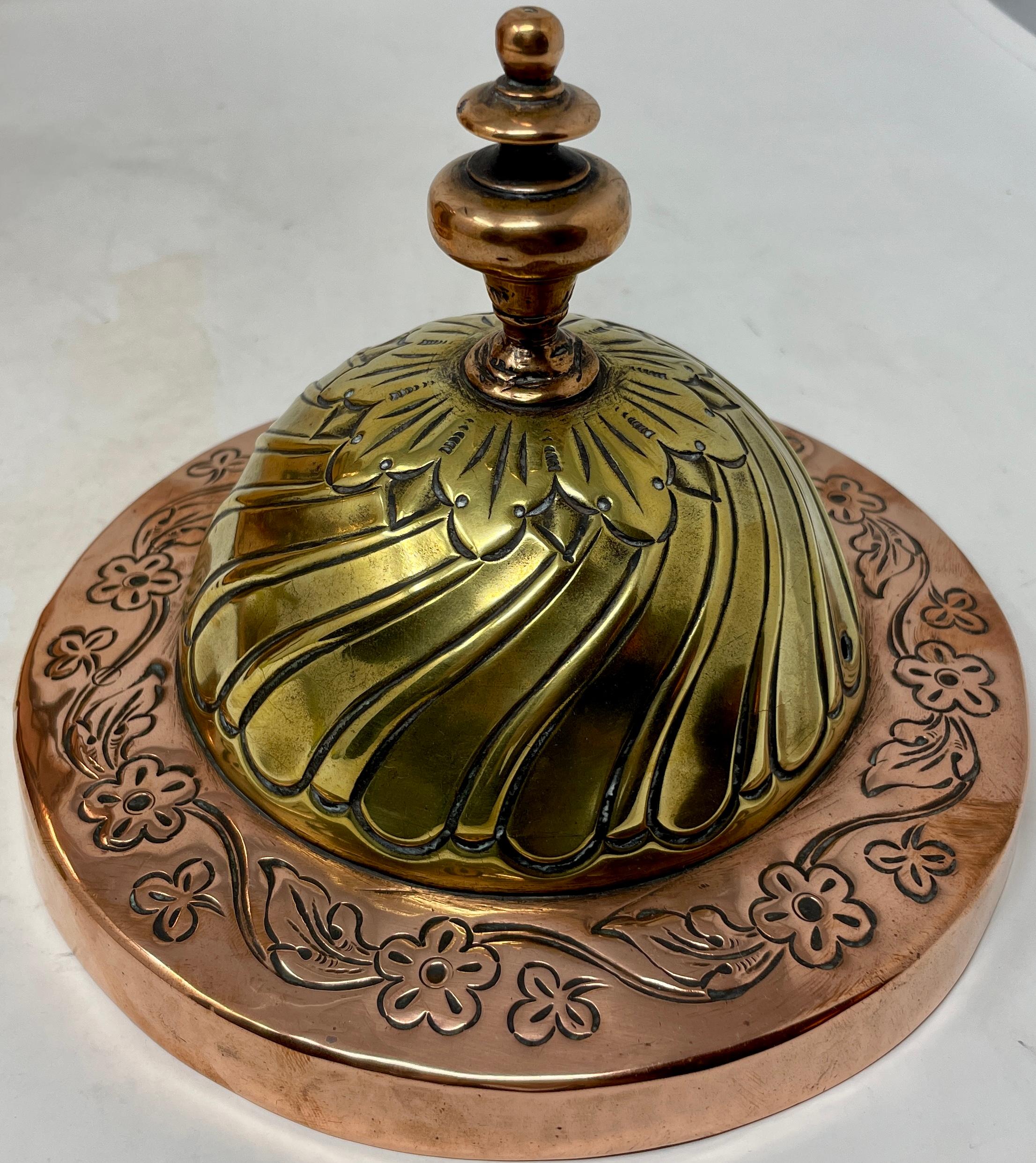 Antique 18th Century Copper and Brass Original Spigot Tea Dispenser For Sale 10