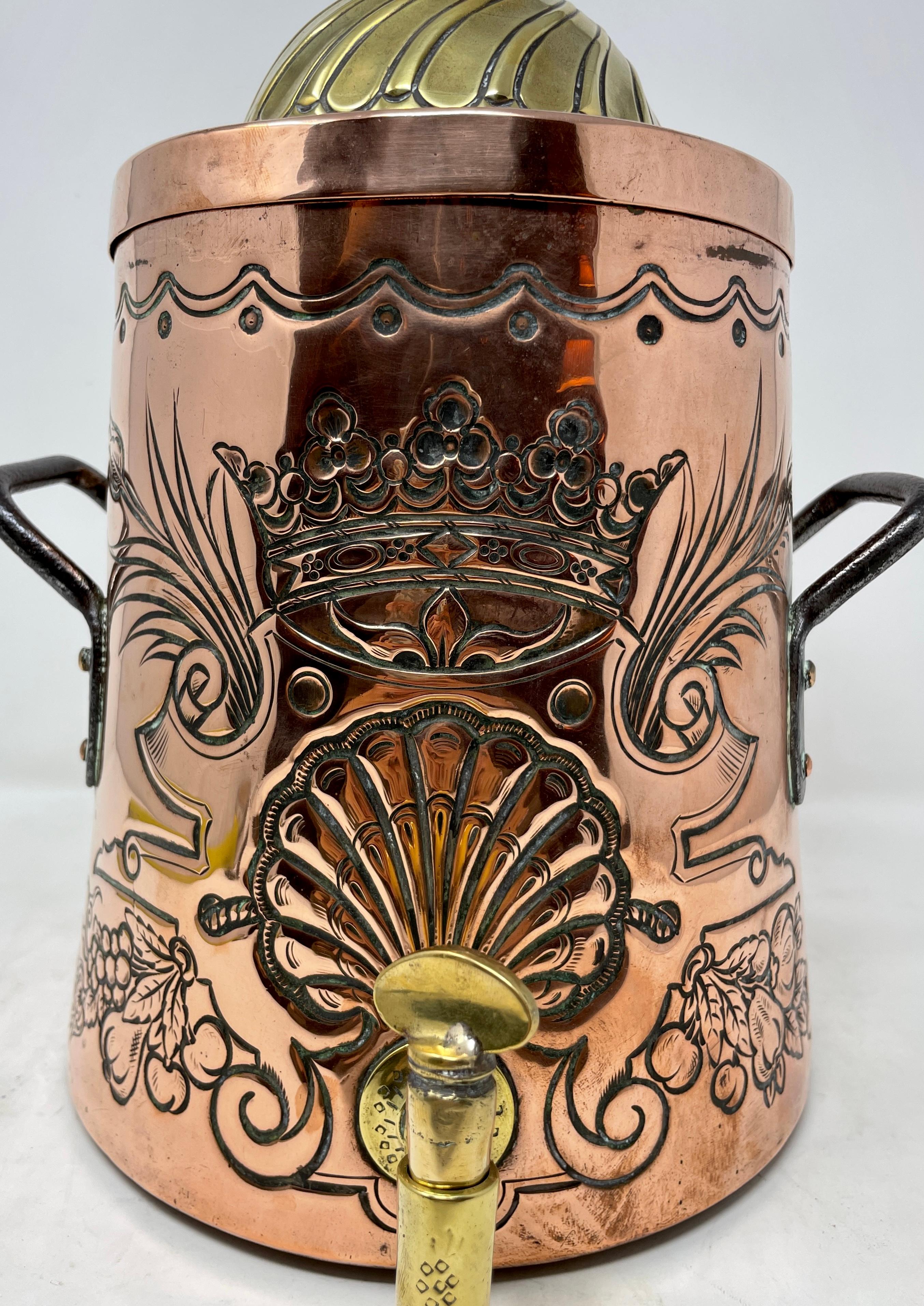 Antik 18. Jahrhundert Kupfer und Messing Original Spigot Tee Spender im Zustand „Gut“ im Angebot in New Orleans, LA