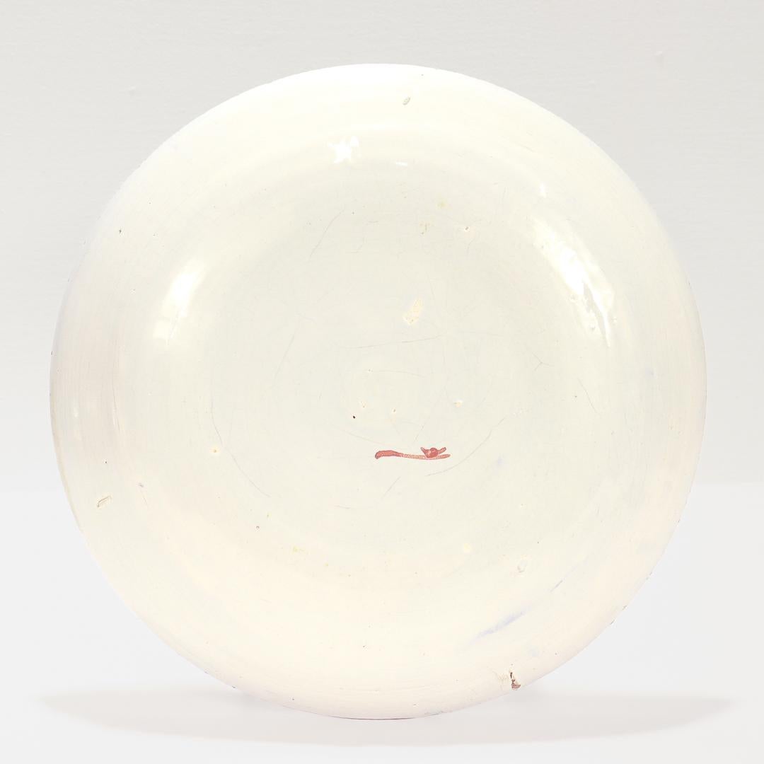 Antiguo Plato Floral de Cerámica Holandesa de Delft De Klaauw del Siglo XVIII Holandés en venta