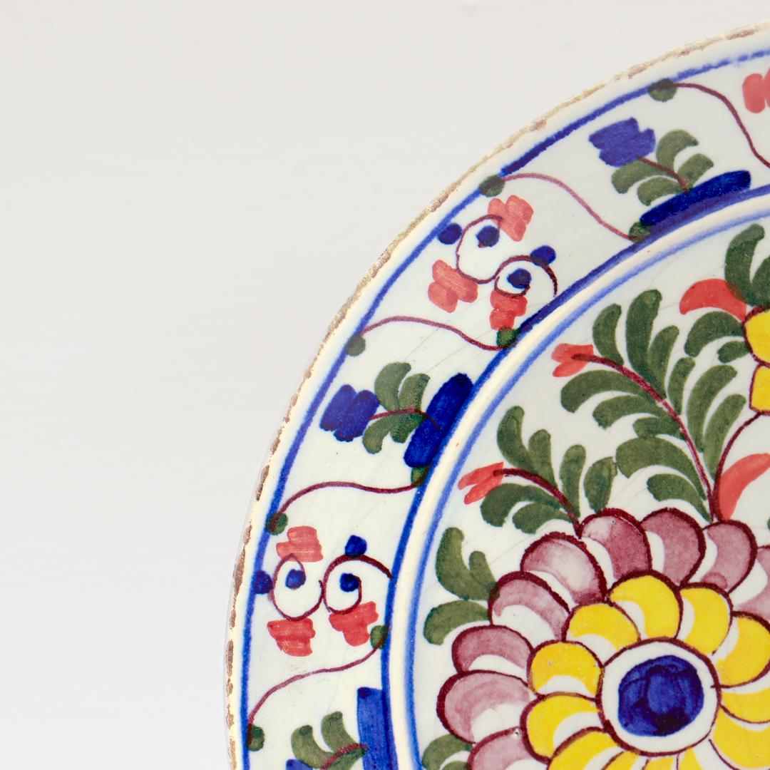 Antique 18th Century De Klaauw Dutch Delft Pottery Floral Plate For Sale 3