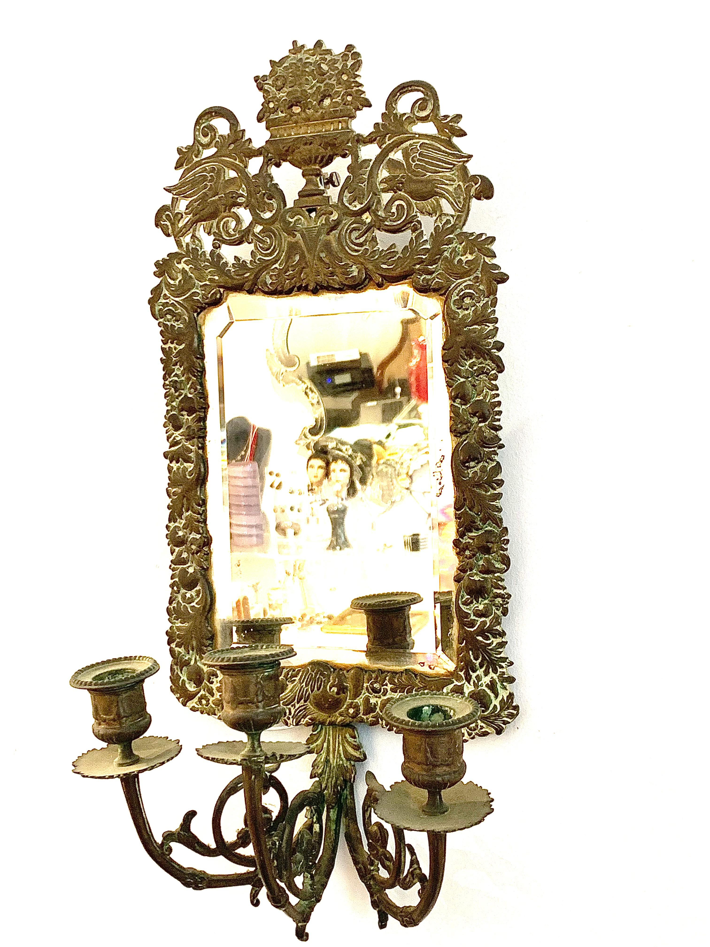 Antique 18th Century Double Eagle Wall Mirrors Candle Sconces Repoussé Brass In Good Condition For Sale In Munich, DE