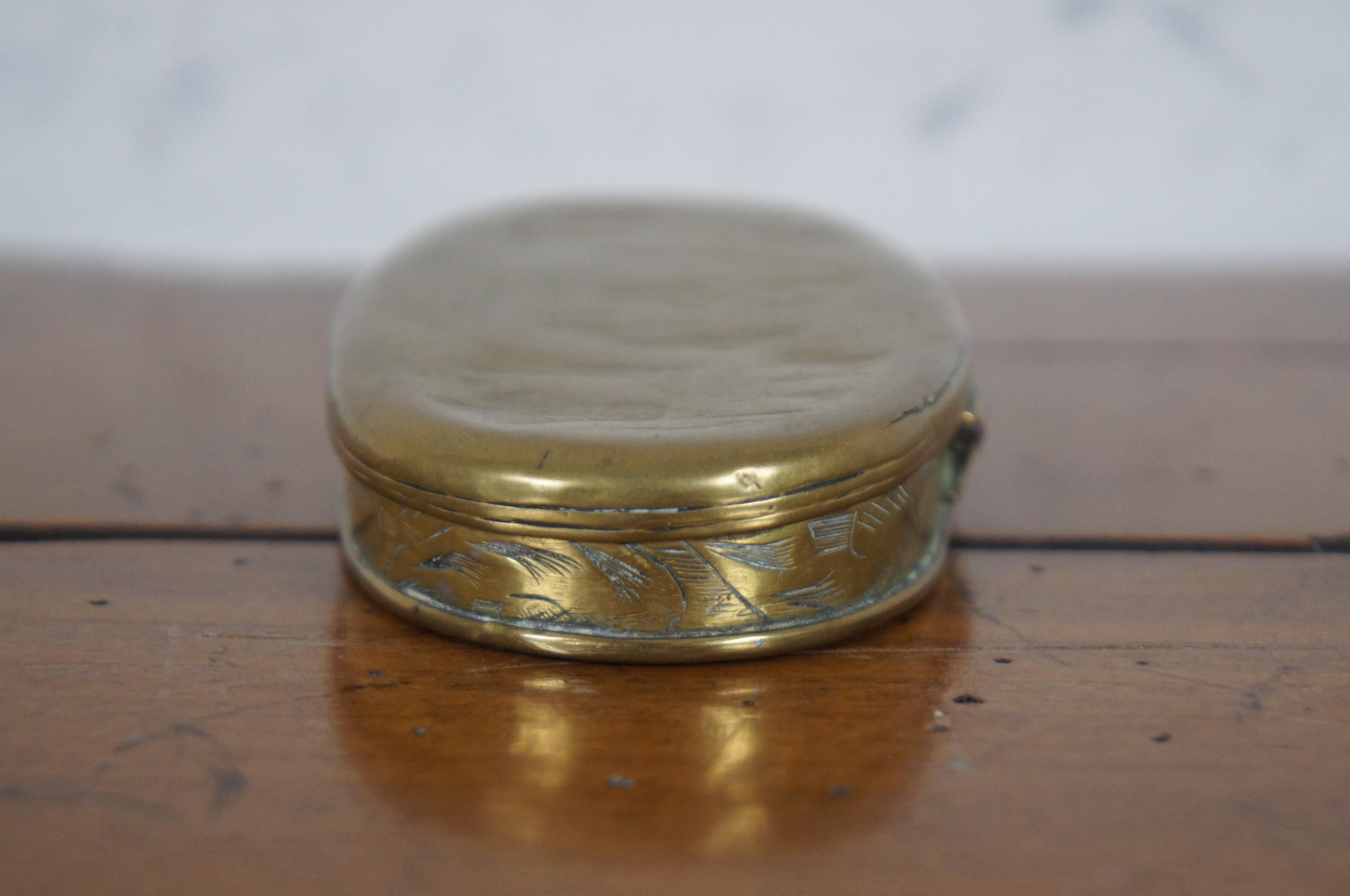 Antique 18th Century Dutch Brass Oval Etched Snuff Tobacco Trinket Box 5
