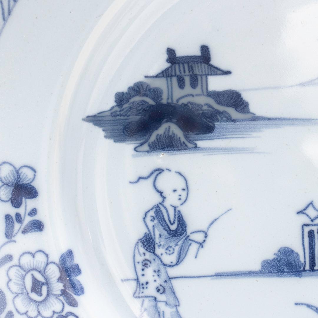 Antique 18th Century Dutch Delft Chinoiserie Plate  For Sale 2