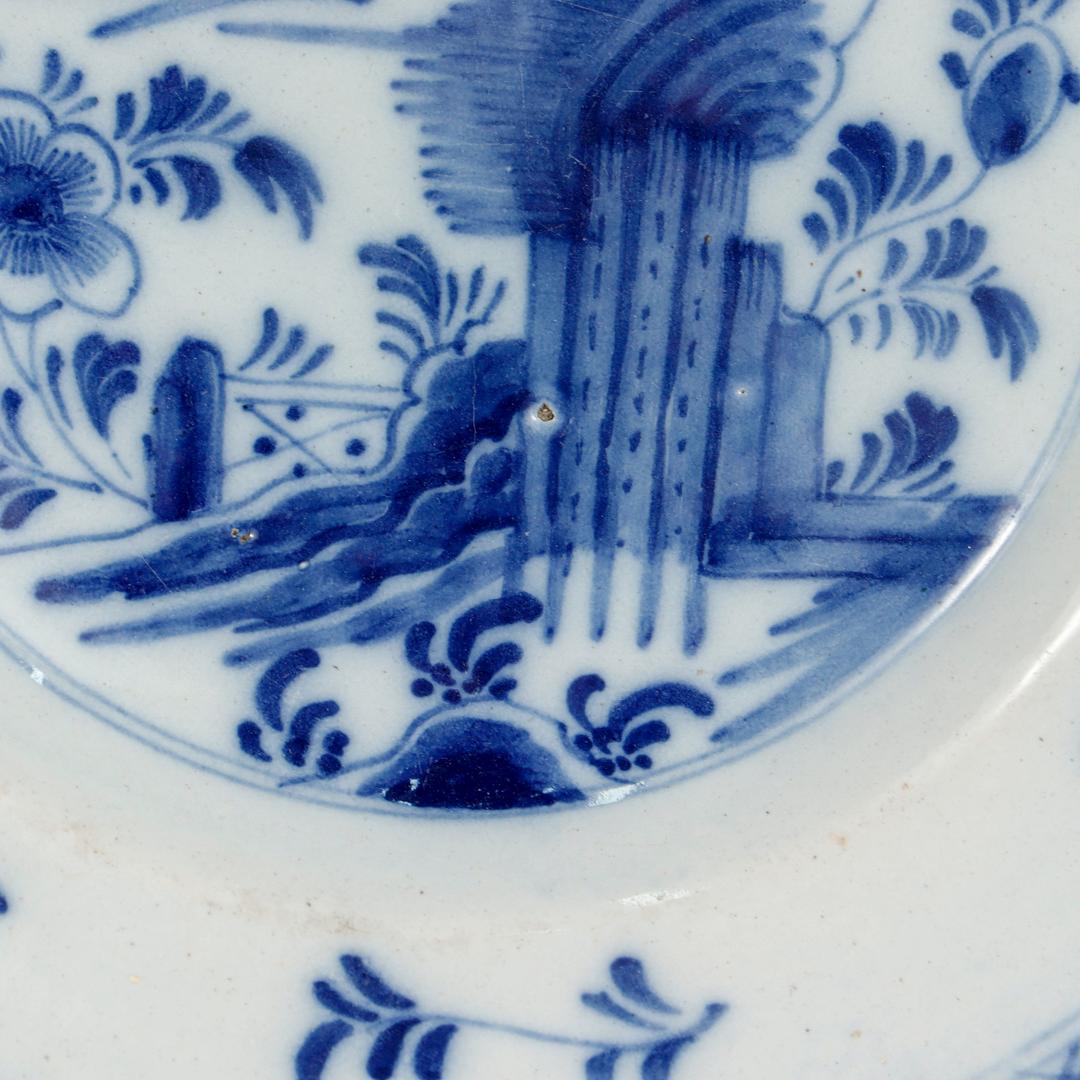 Antique 18th Century Dutch Delft Plate with Chinoiserie Decoration For Sale 4