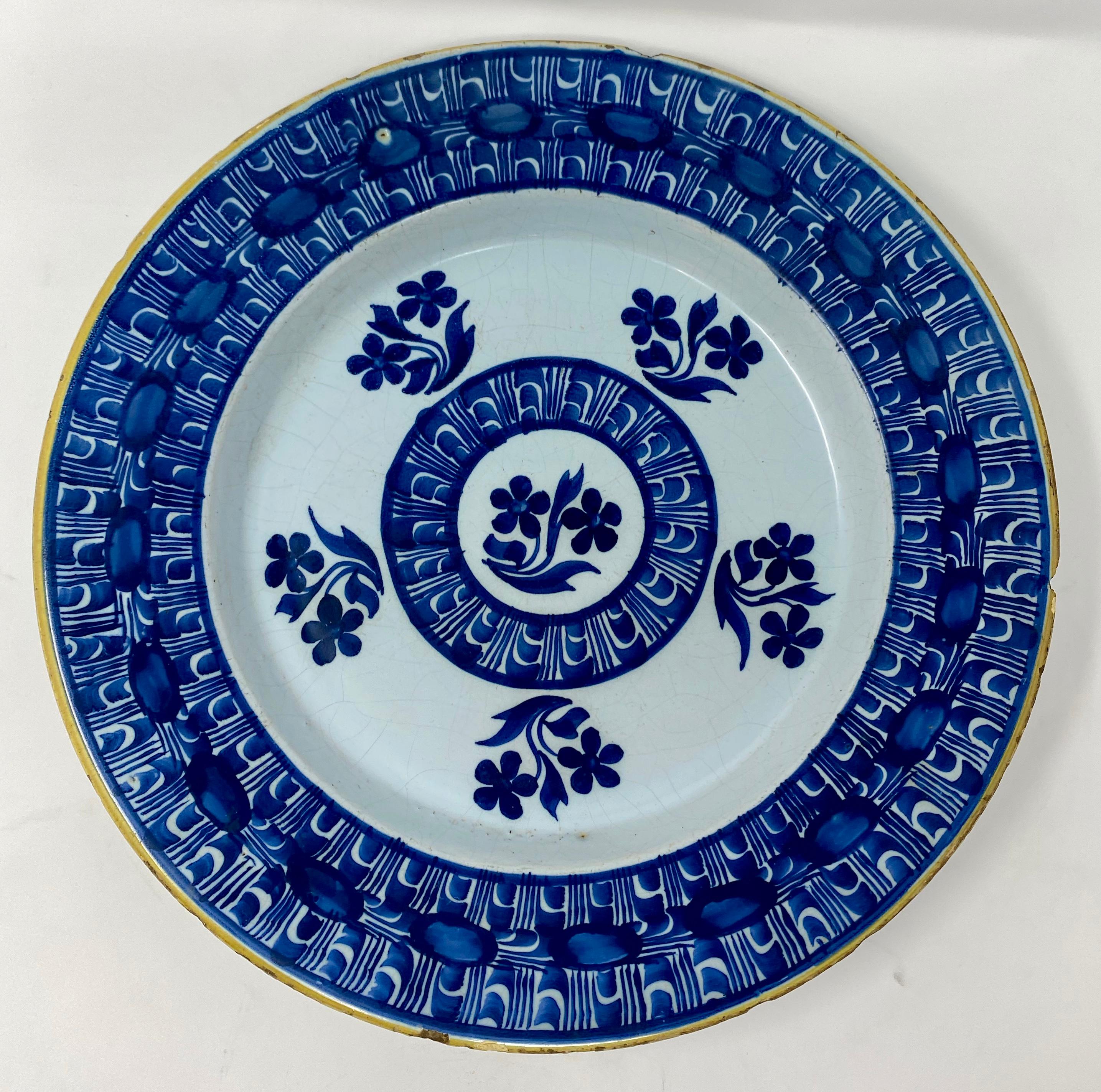 Antique 18th Century Dutch Delft Porcelain Plate For Sale 1