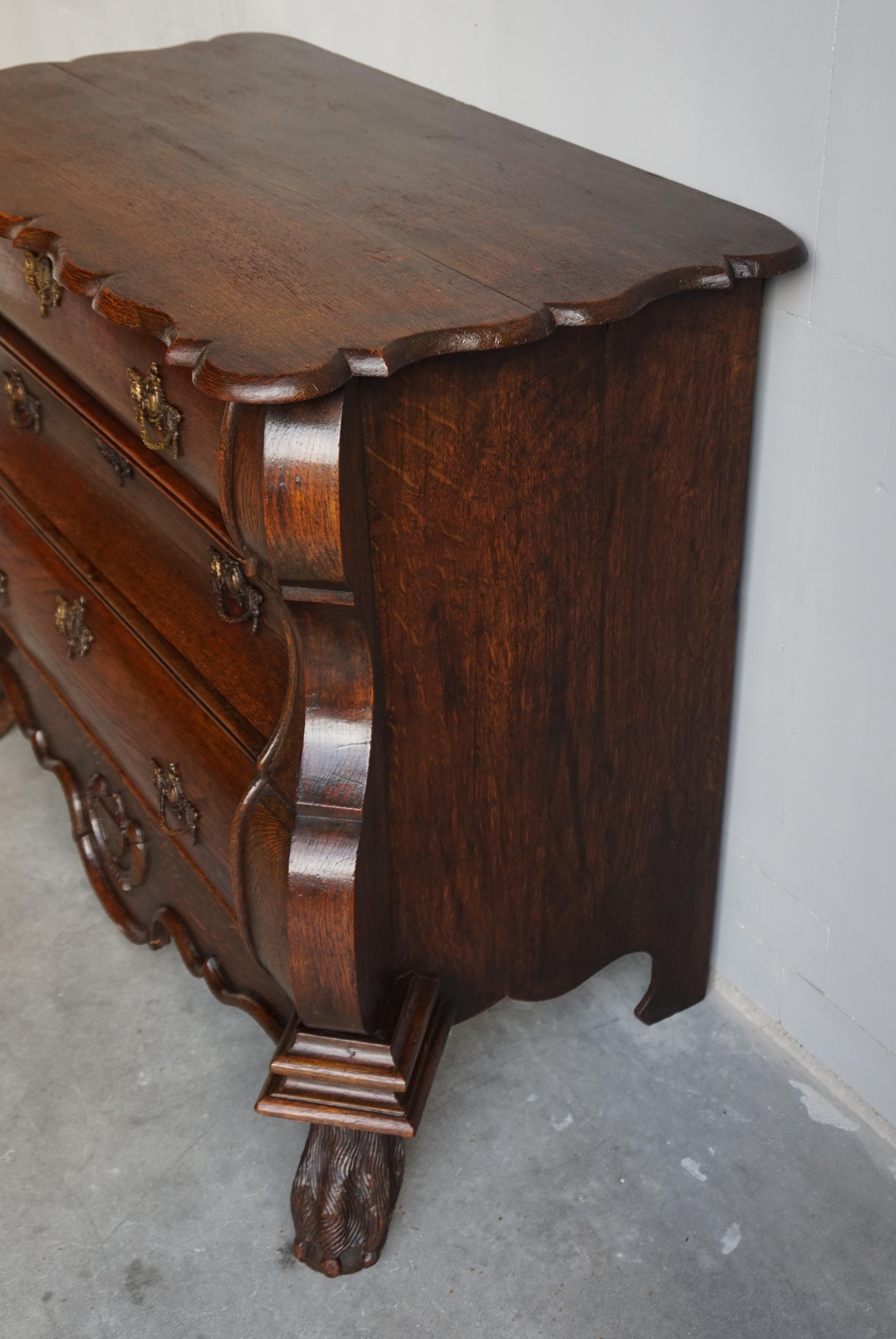 Antique 18th Century Dutch Rococo Oak Bomb Chest of Drawers with Claw Feet For Sale 10