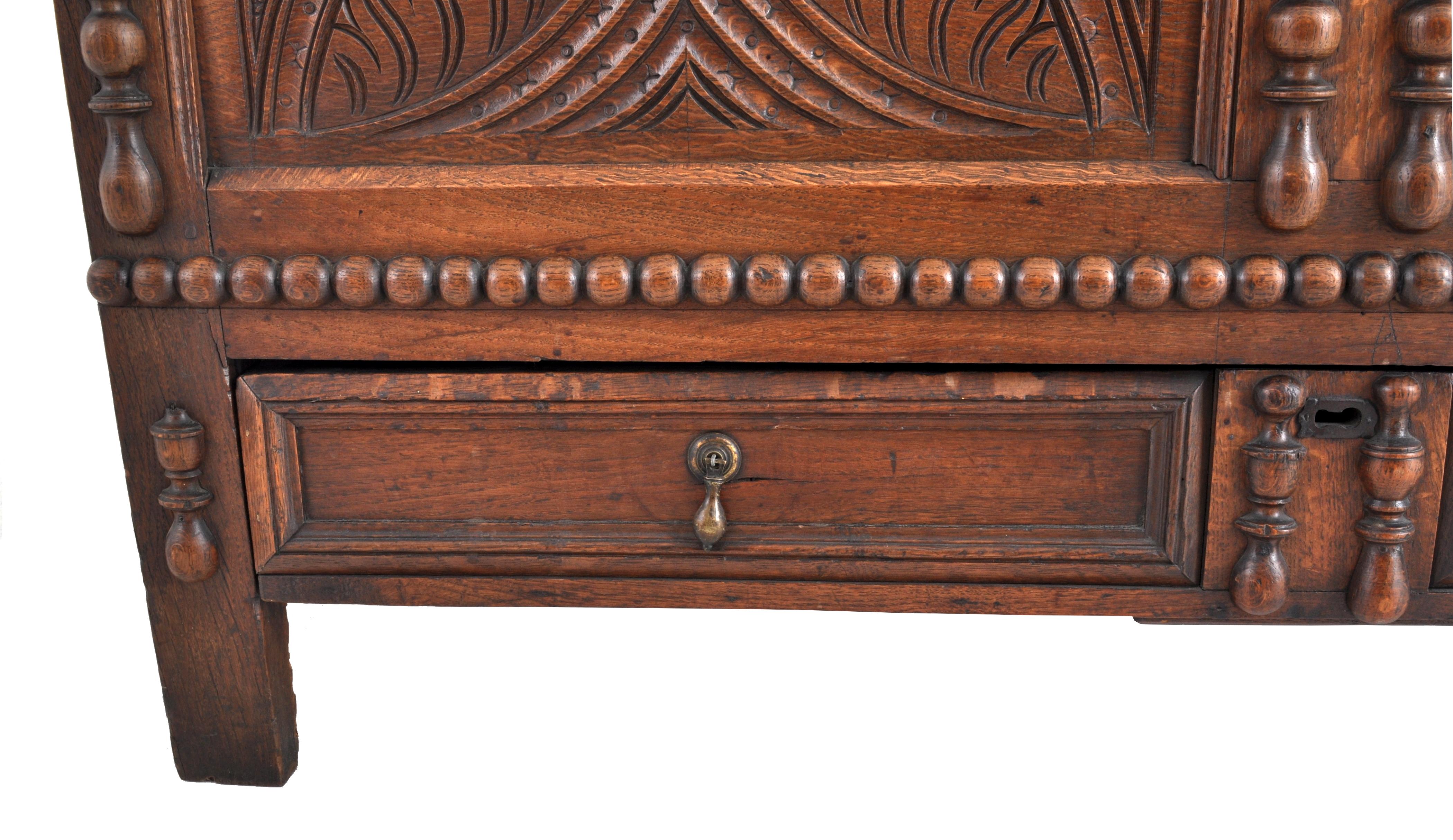 Antique 18th Century English Carved Oak William & Mary Mule Chest/Coffer, 1720 4
