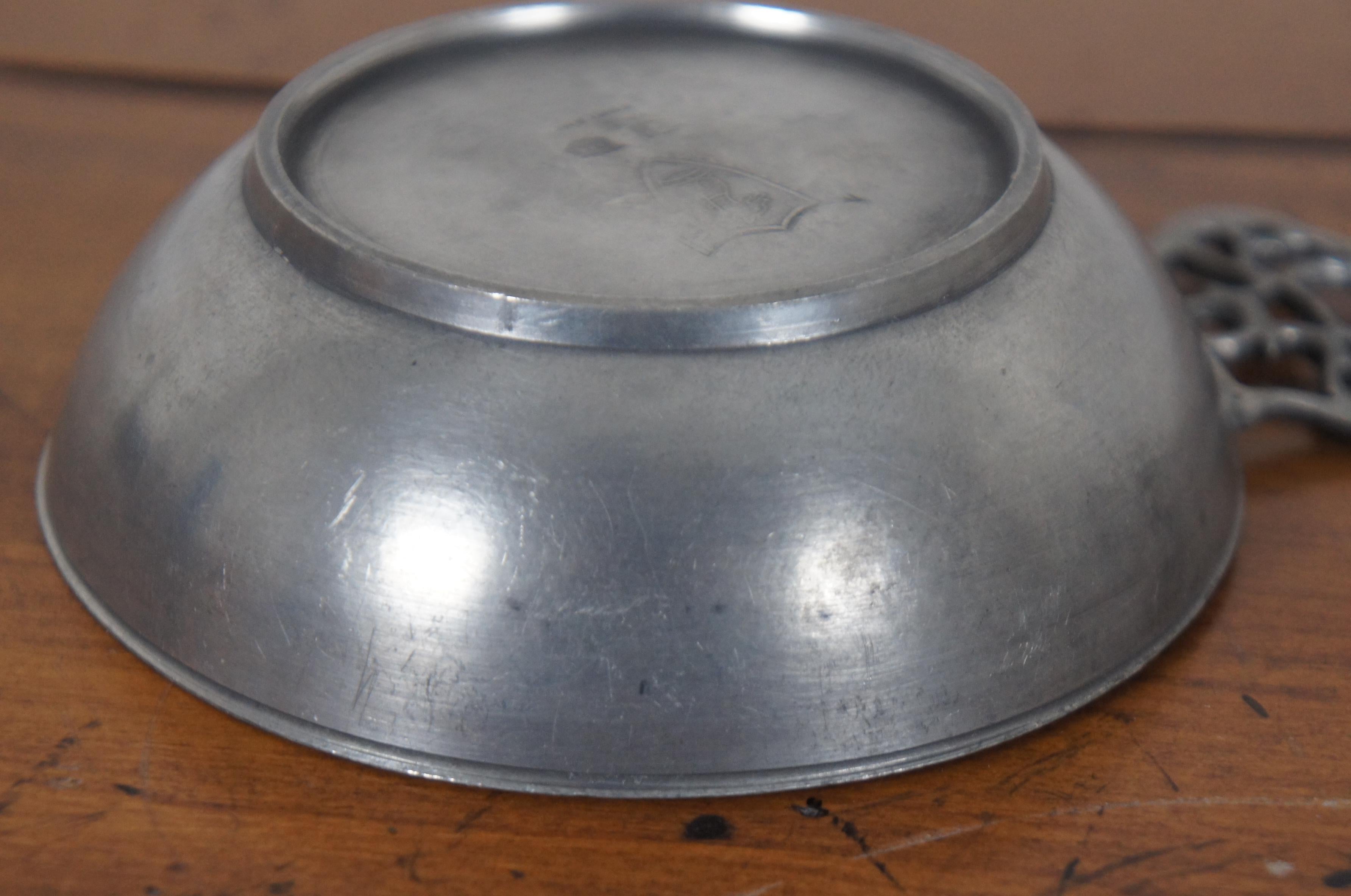 Bol à porringer anglais ancien en étain William Wright du 18ème siècle de style géorgien anglais en vente 5