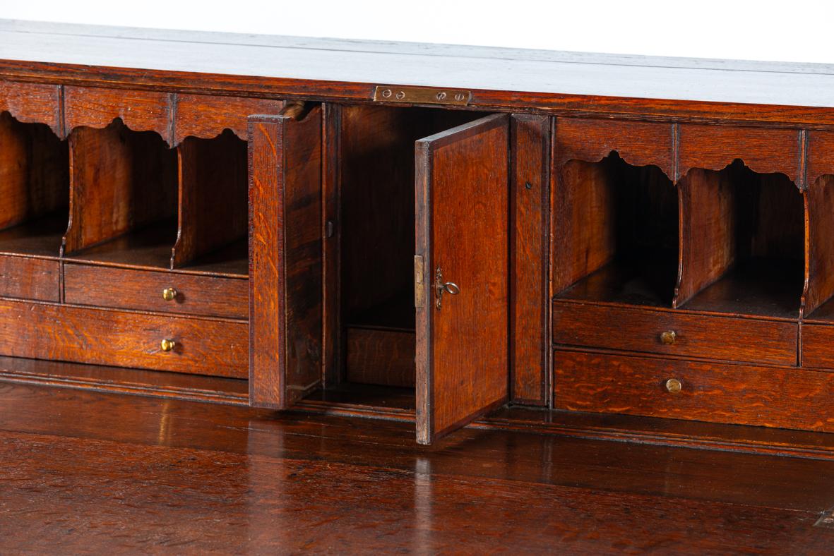 Antique 18th century English light warm brown oak Georgian slant front desk For Sale 10