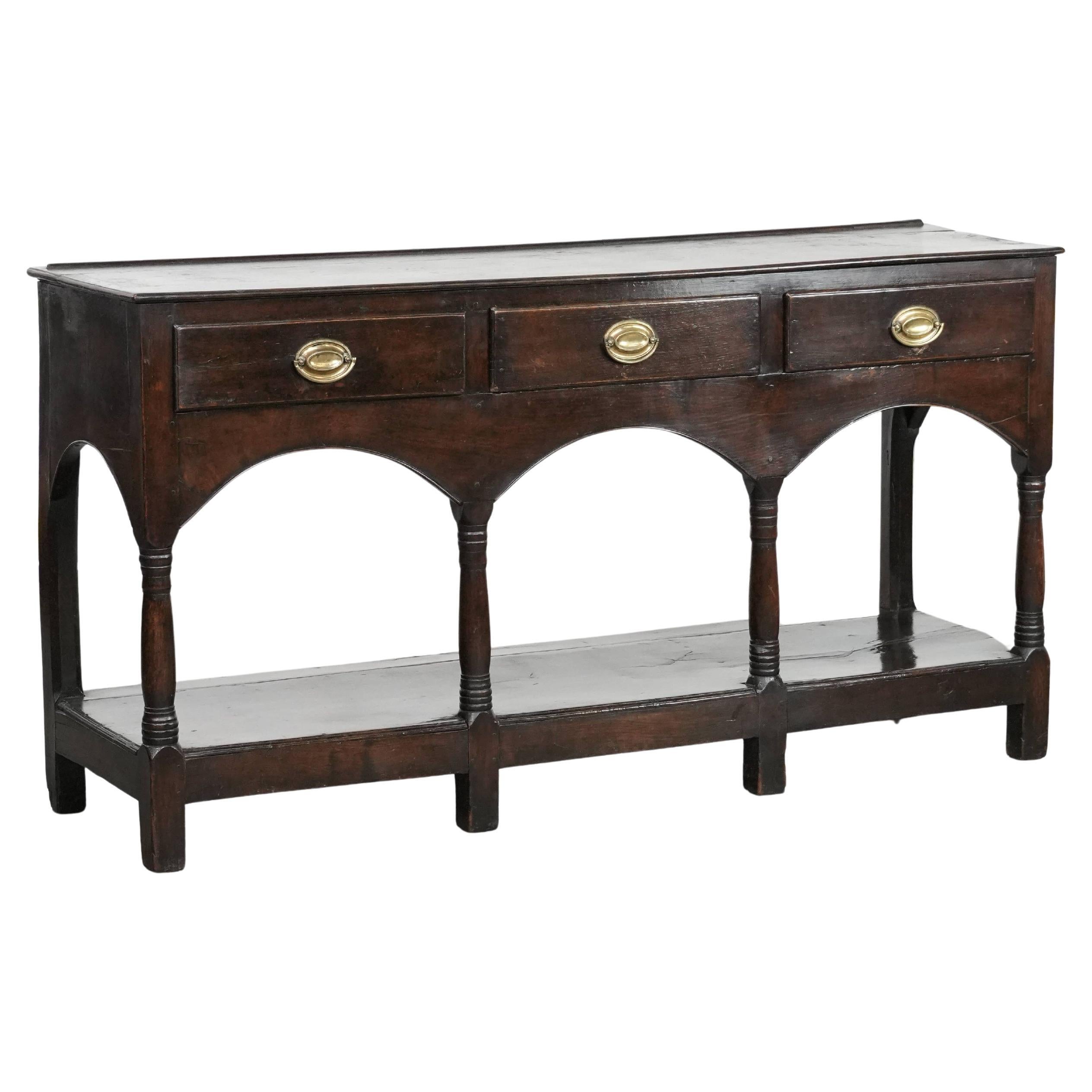 Antique 18th century English side table/dresser made of oak