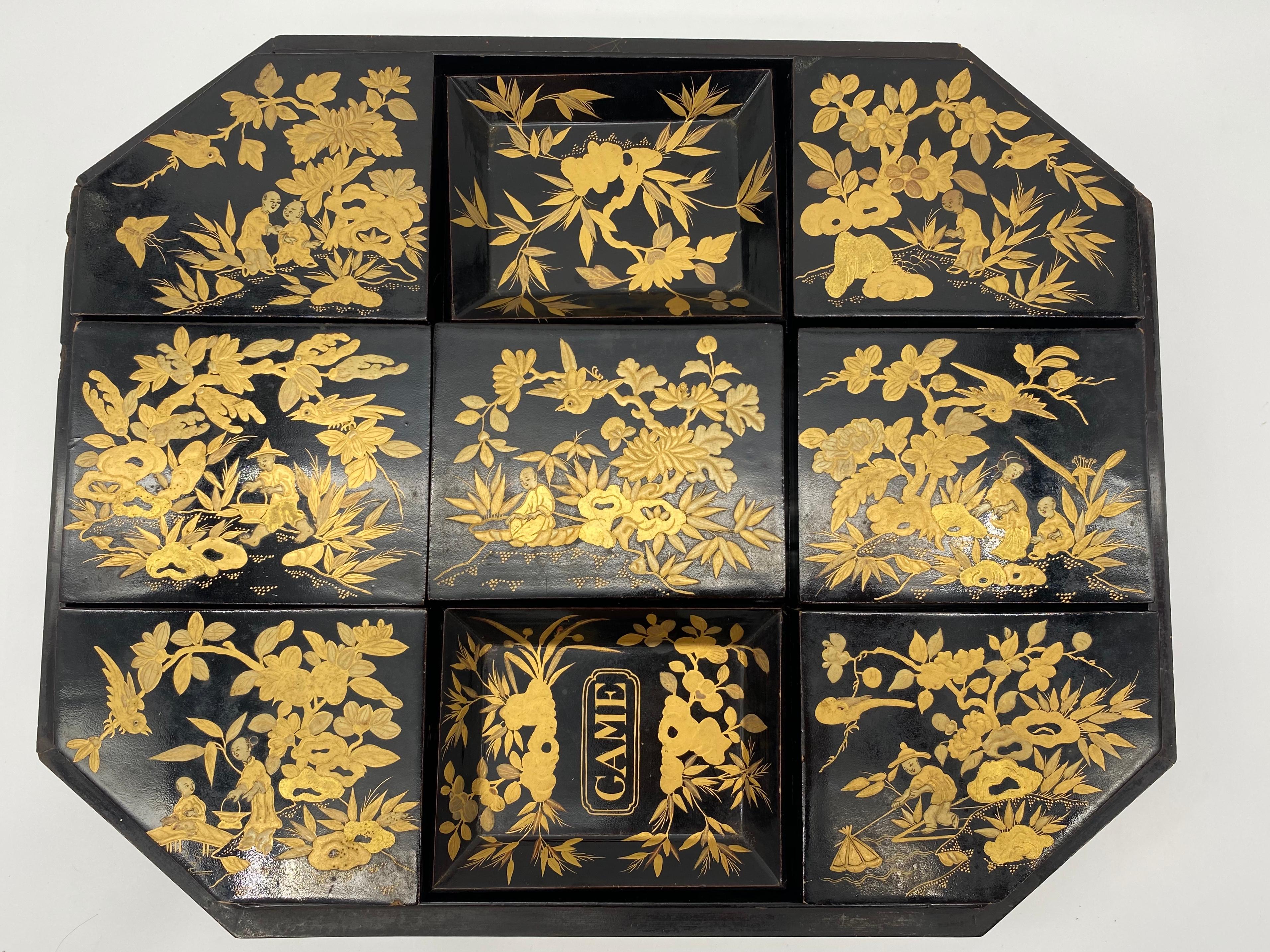 Antike chinesische Export-Spielkasten aus lackiertem Lack aus dem 18. Jahrhundert im Angebot 5