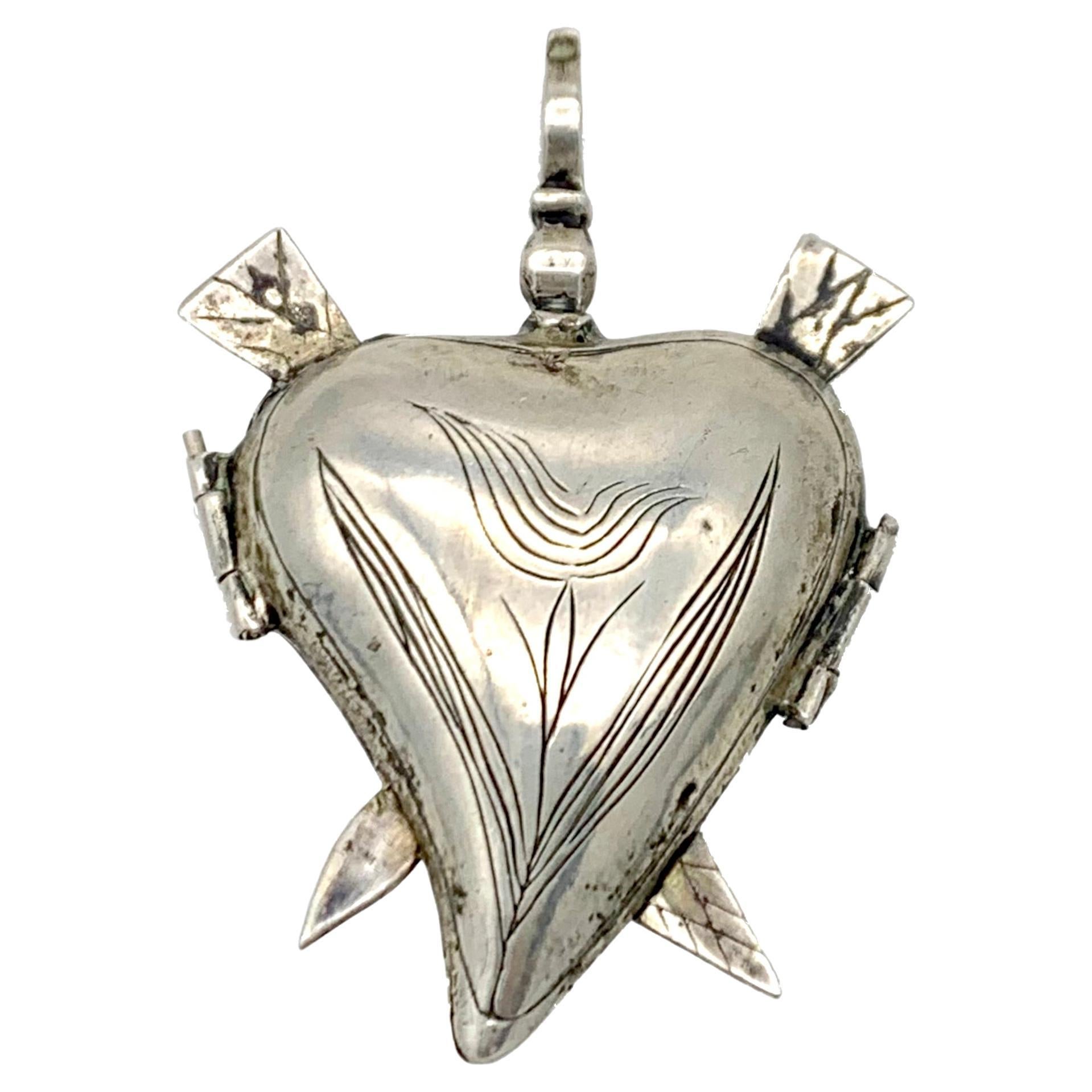 Antique 18th Century Folk Art Silver Double Arrow Heart Locket Pendant For Sale