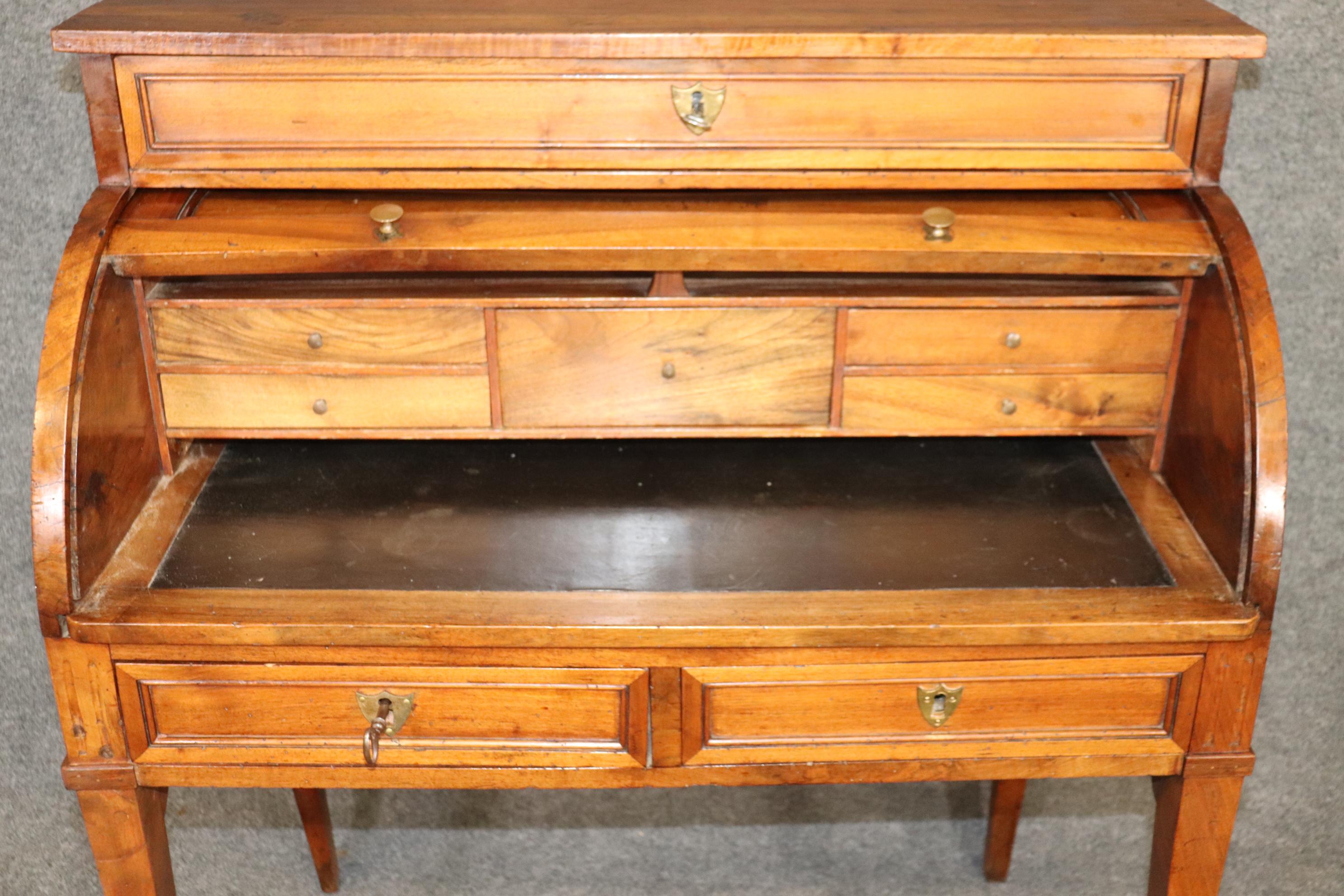 Antique 18th Century French Directoire Style Cylinder Desk For Sale 6