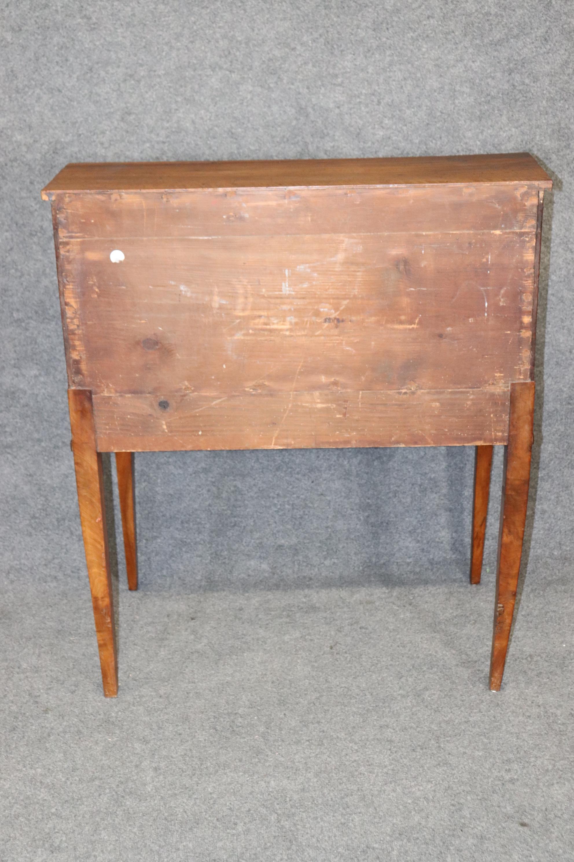 Antique 18th Century French Directoire Style Cylinder Desk In Good Condition For Sale In Swedesboro, NJ