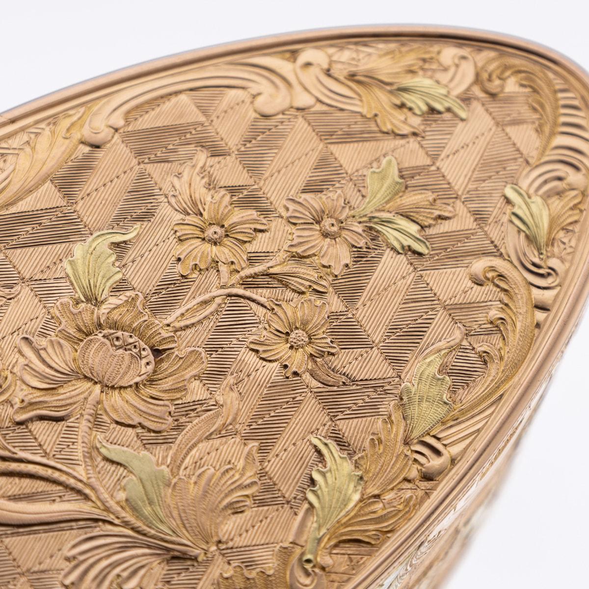 Antique 18th Century French Three-Colour 18K Gold Snuff Box c.1780 14