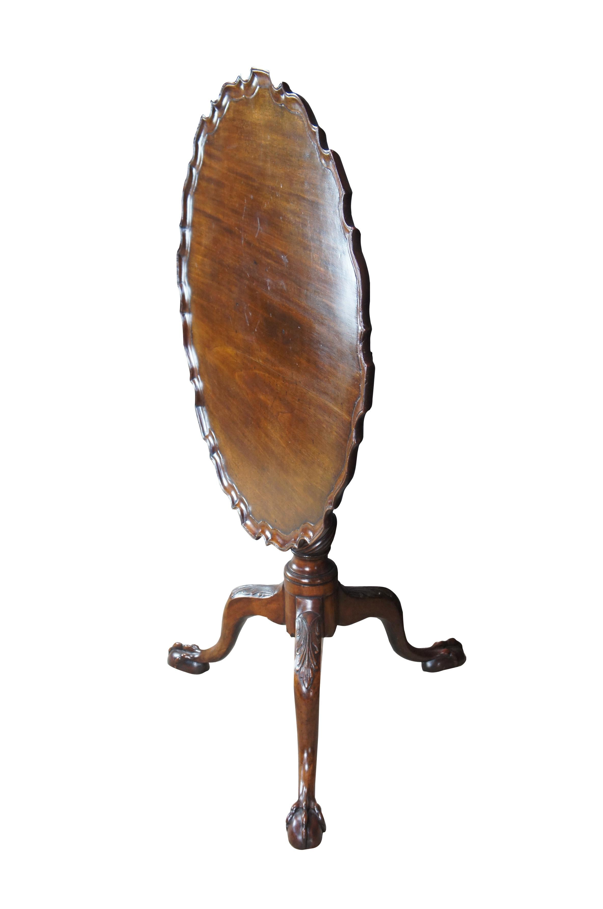 Antique 18th Century George II Solid Mahogany Pie Crust Tilt Top Tea Table In Good Condition For Sale In Dayton, OH