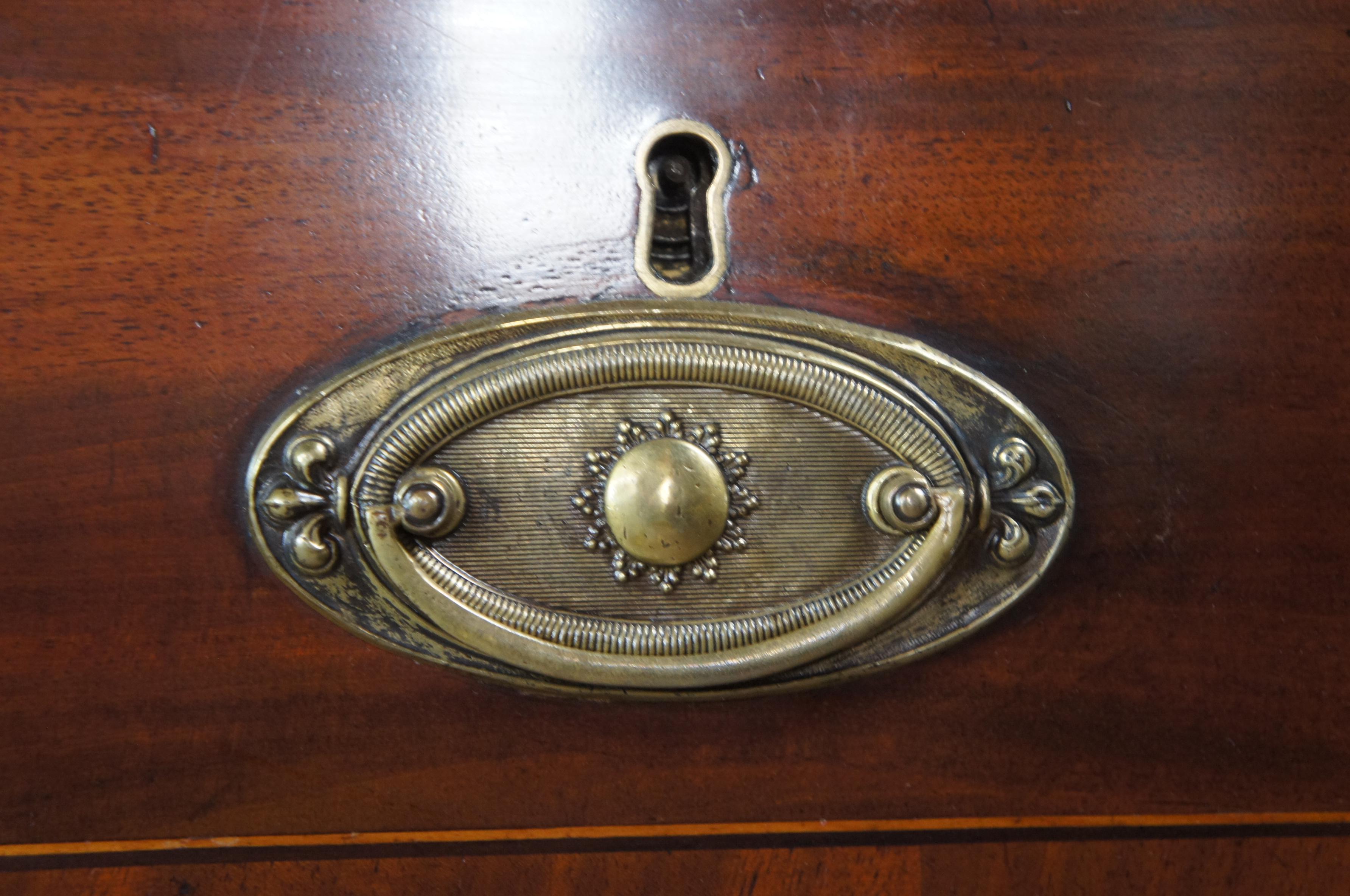 Antique 18th Century George III Inlaid Mahogany Bowfront Buffet Sideboard Server For Sale 6