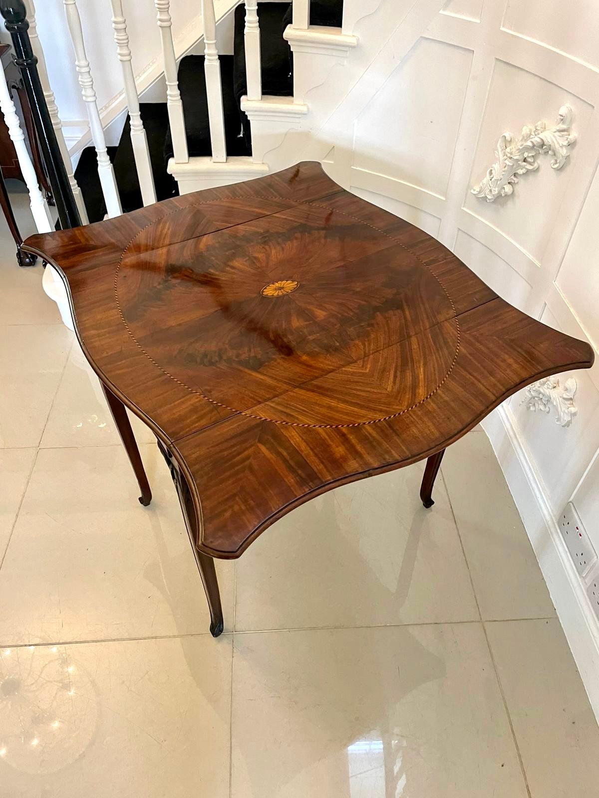 Antique 18th Century George III Quality Mahogany Inlaid Butterfly Pembroke Table For Sale 1