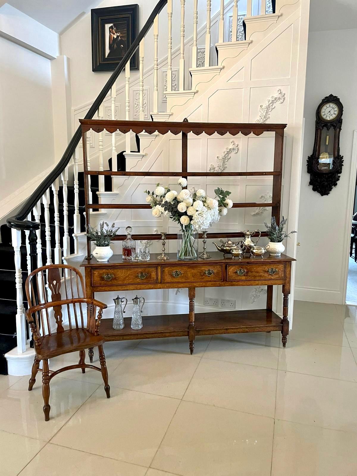 Antique 18th Century George III Quality Oak Dresser and Original Rack In Good Condition In Suffolk, GB