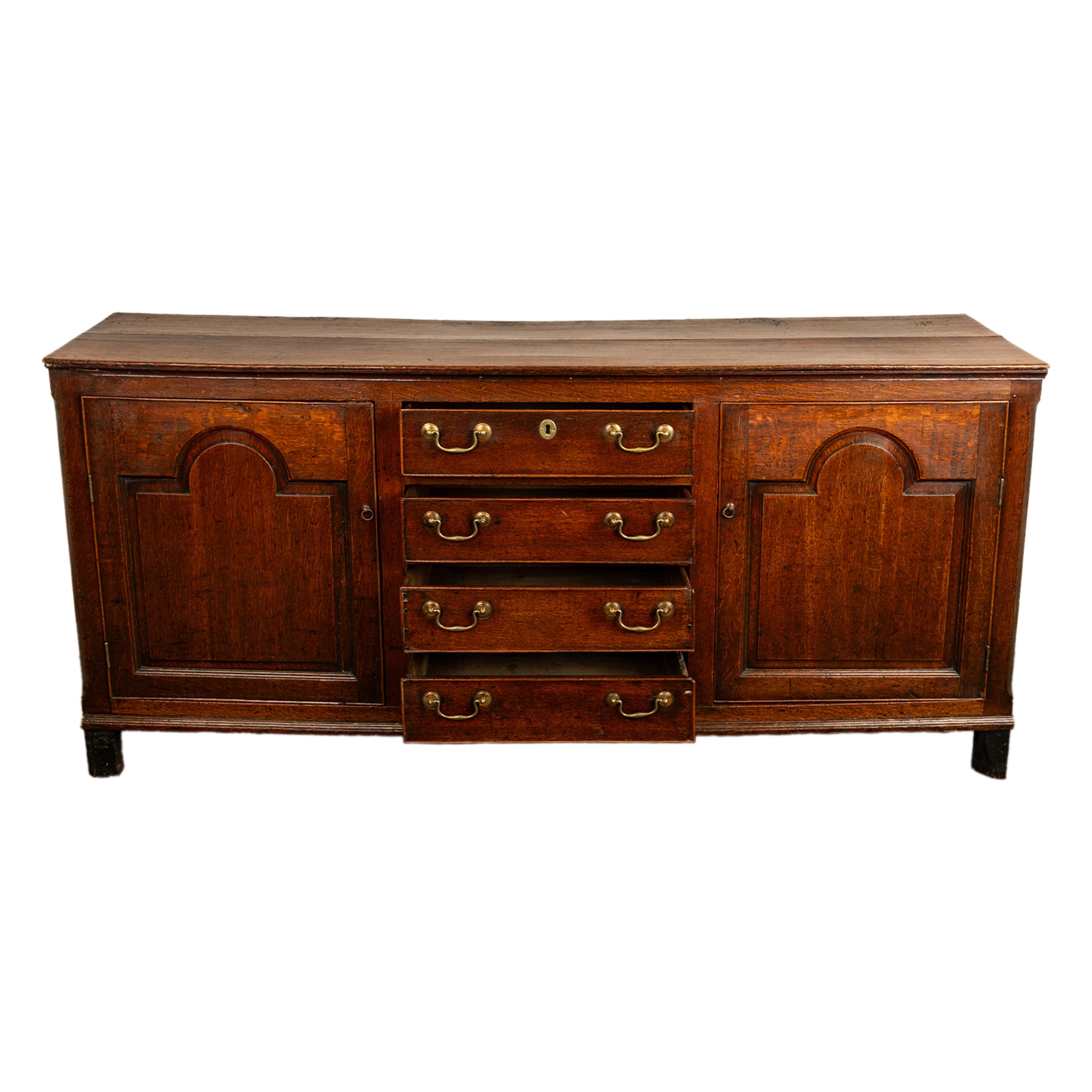 Ancienne commode de style géorgien du 18ème siècle en chêne, 4 tiroirs, 1790 Bon état - En vente à Portland, OR