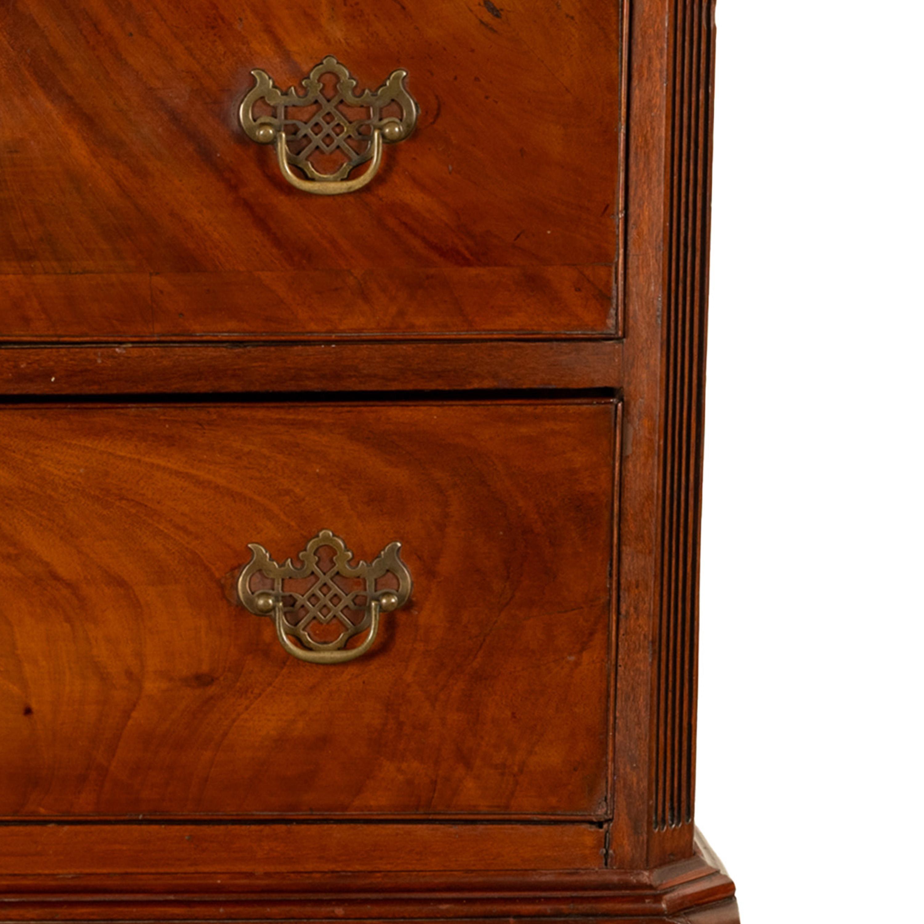 Antique 18th Century Georgian Flame Mahogany Chest on Chest Highboy Dresser 1780 For Sale 9