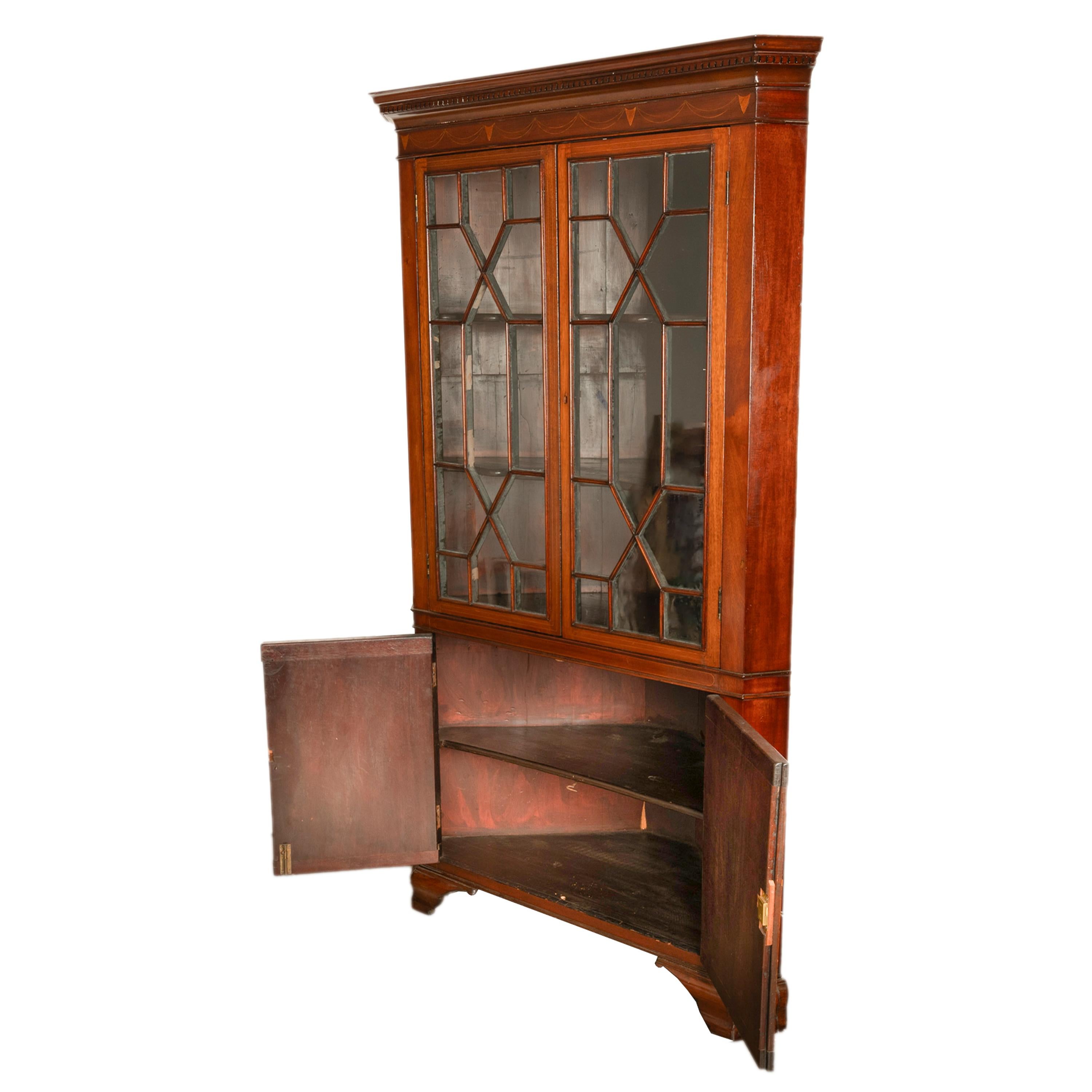 Inlay Antique 18th Century Georgian Inlaid Mahogany Freestanding Corner Cabinet 1790 For Sale