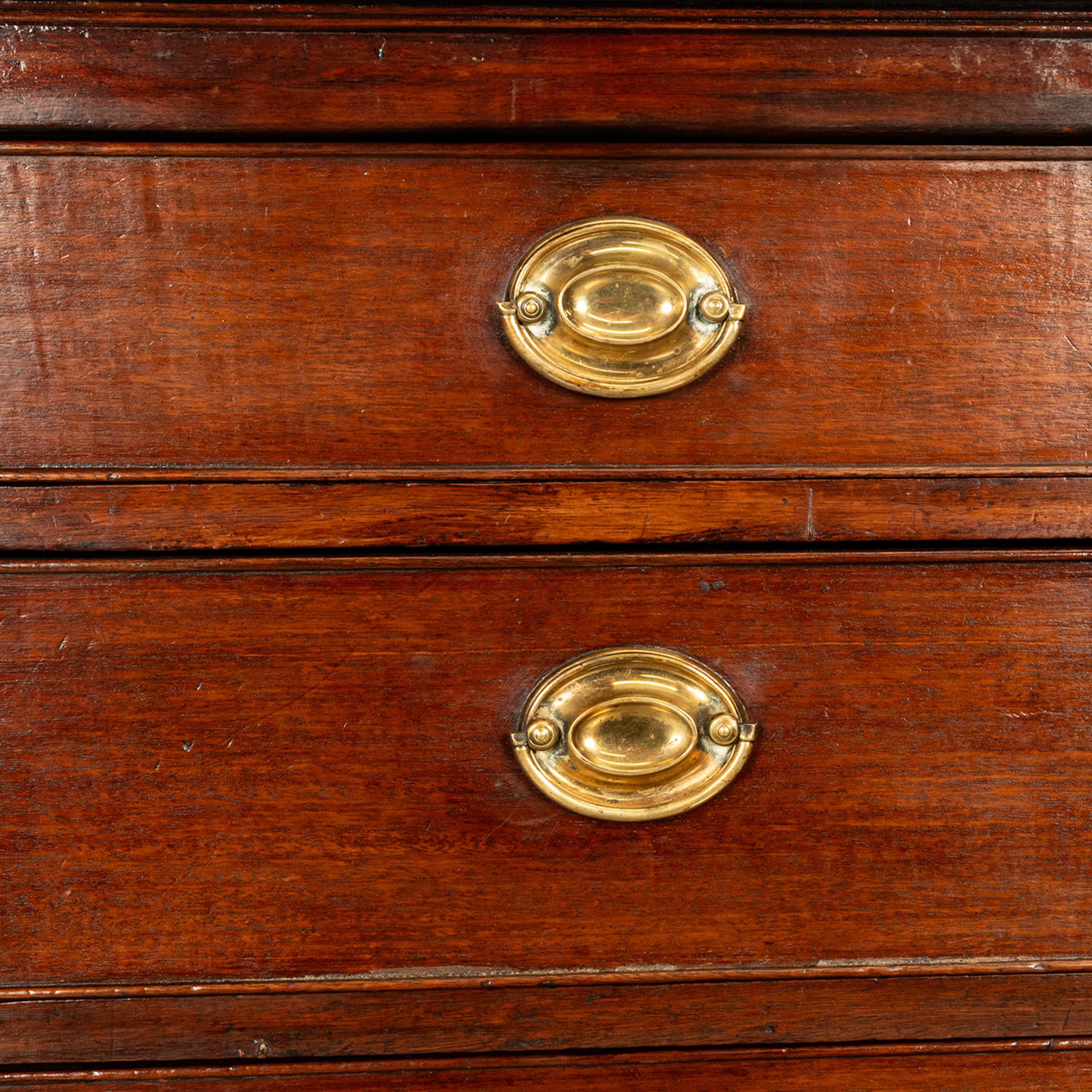 Antico cassettone georgiano del XVIII secolo in mogano con sei cassetti 1790 in vendita 5