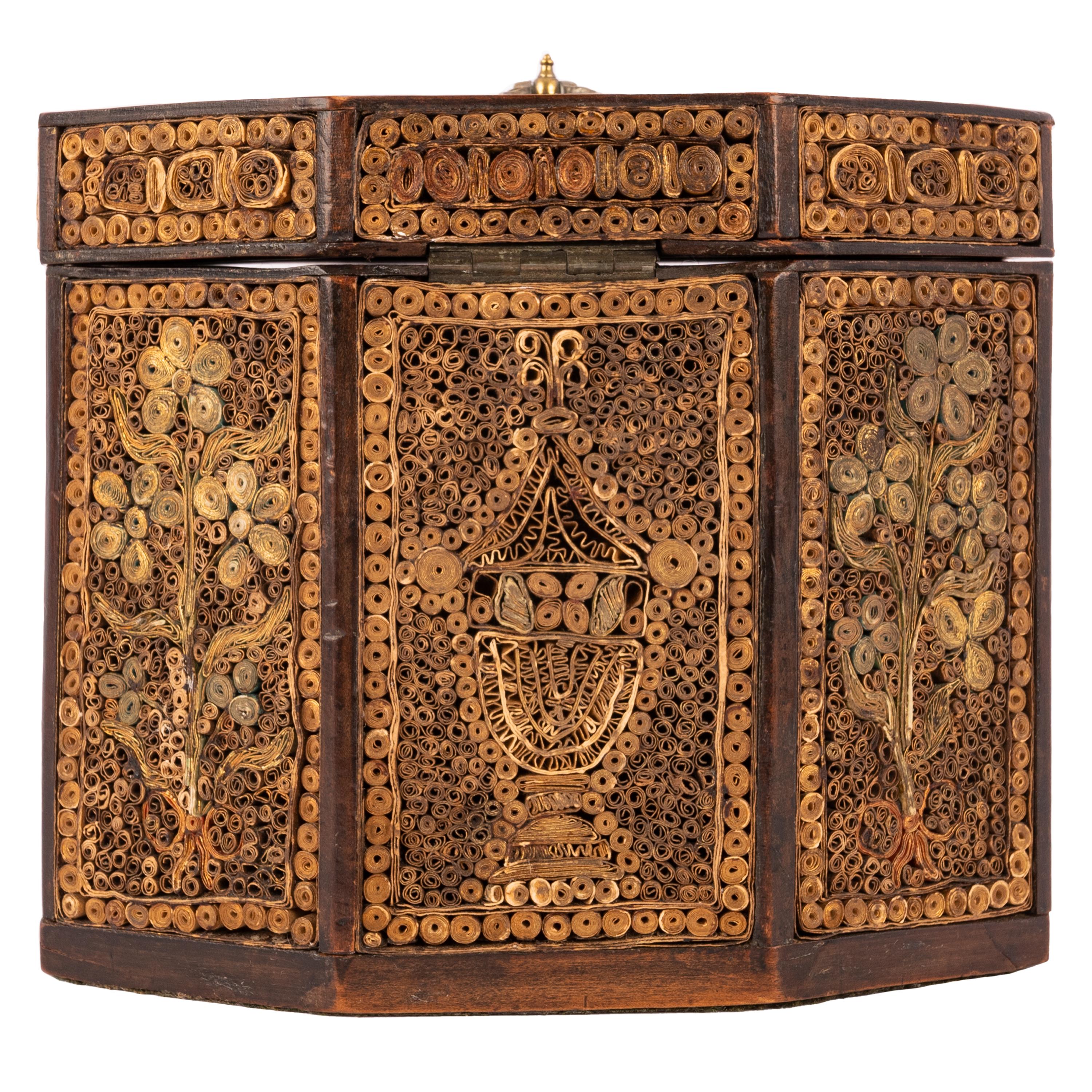 Antique 18th Century Georgian Mahoghany Paper Scroll Work Tea Caddy Box 1780 In Good Condition In Portland, OR