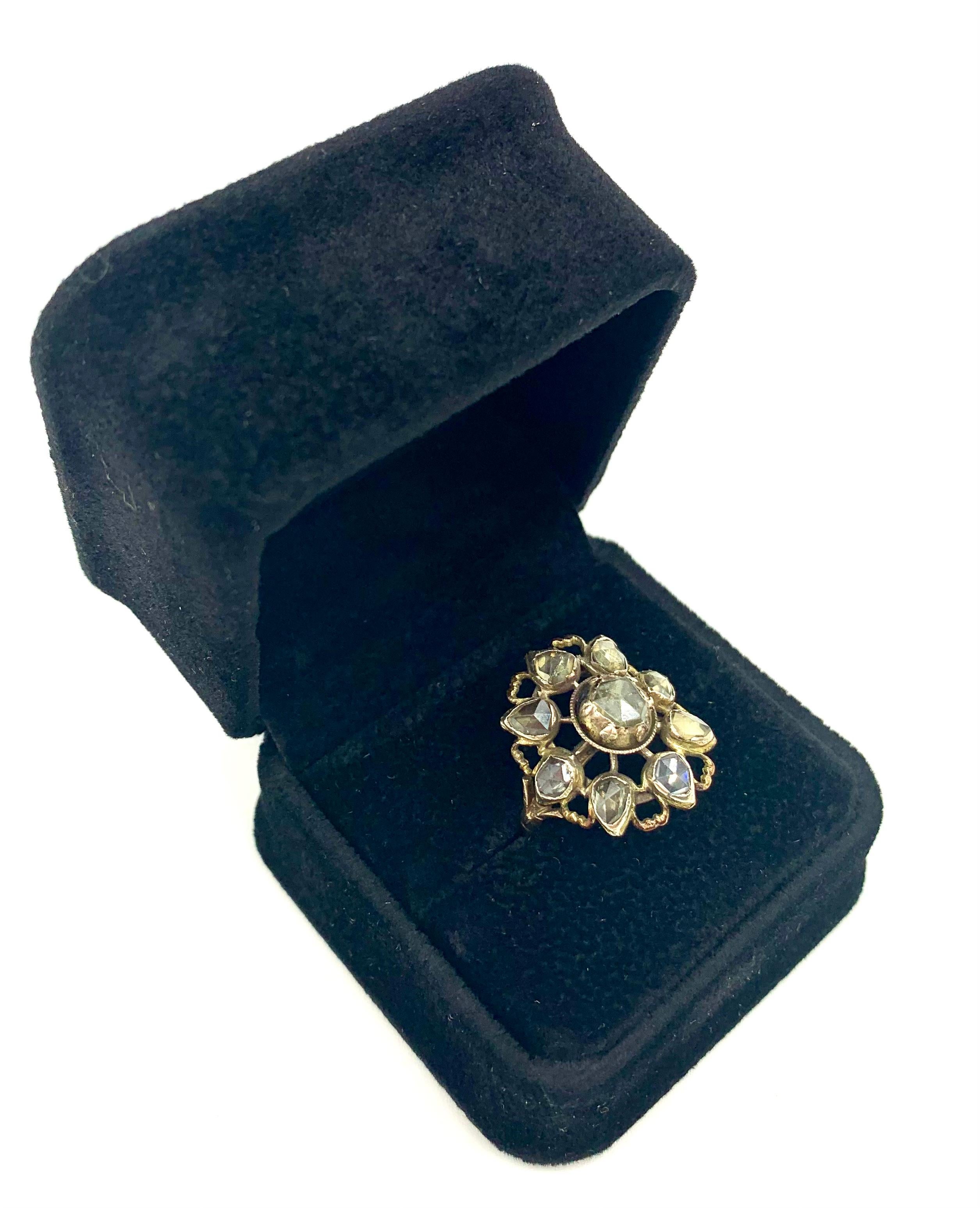 Antiker georgianischer Verlobungsring aus 14 Karat Gold mit seltenem Herzmotiv aus dem 18. Jahrhundert im Angebot 5