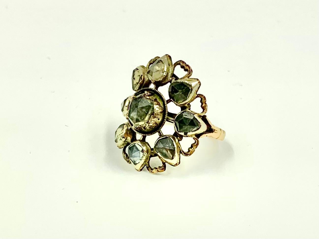 Antiker georgianischer Verlobungsring aus 14 Karat Gold mit seltenem Herzmotiv aus dem 18. Jahrhundert im Angebot 3