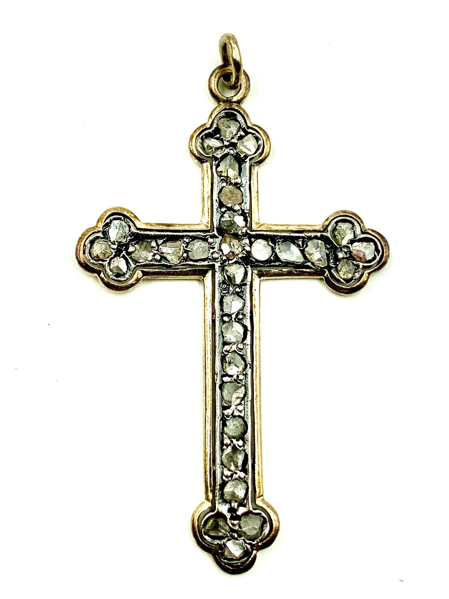 Croix antique géorgienne du 18ème siècle en or rose 14 carats avec diamants taille rose en vente 6