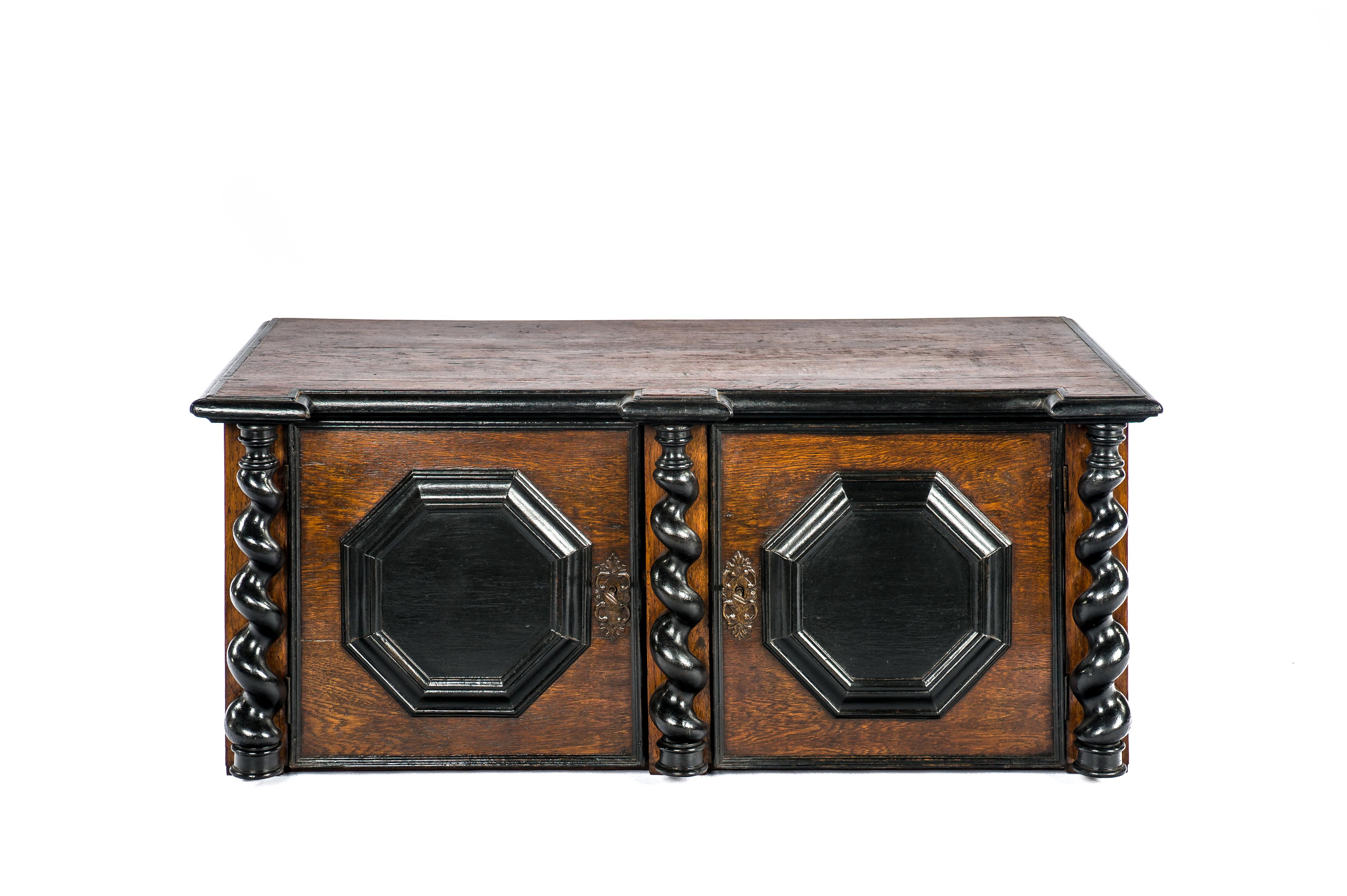 Antique 18th Century German Baroque Oak Cabinet with Black Panels For Sale 1