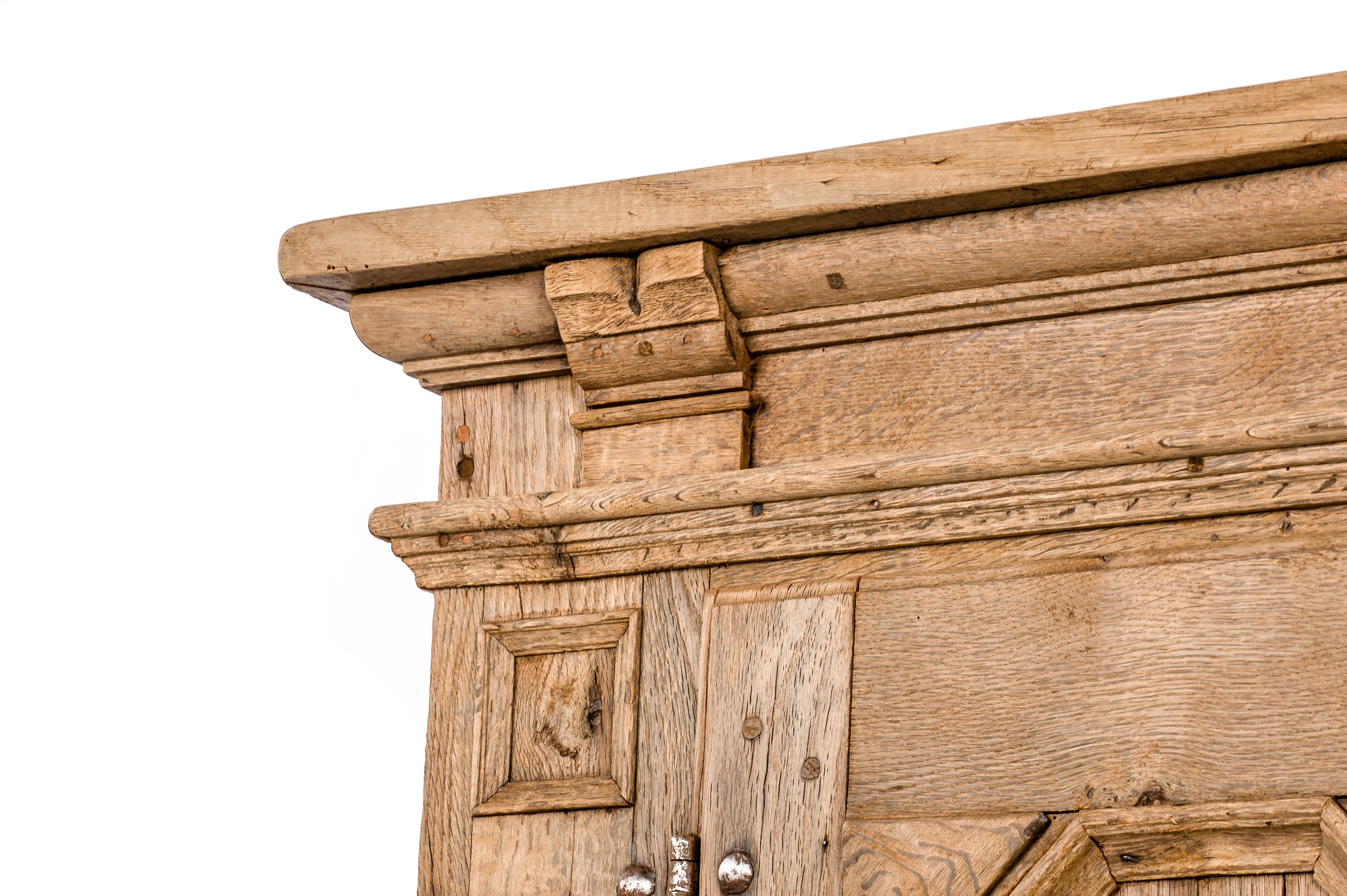 Antique 18th Century German Baroque Stripped Oak Two-Door Wardrobe Cupboard For Sale 2