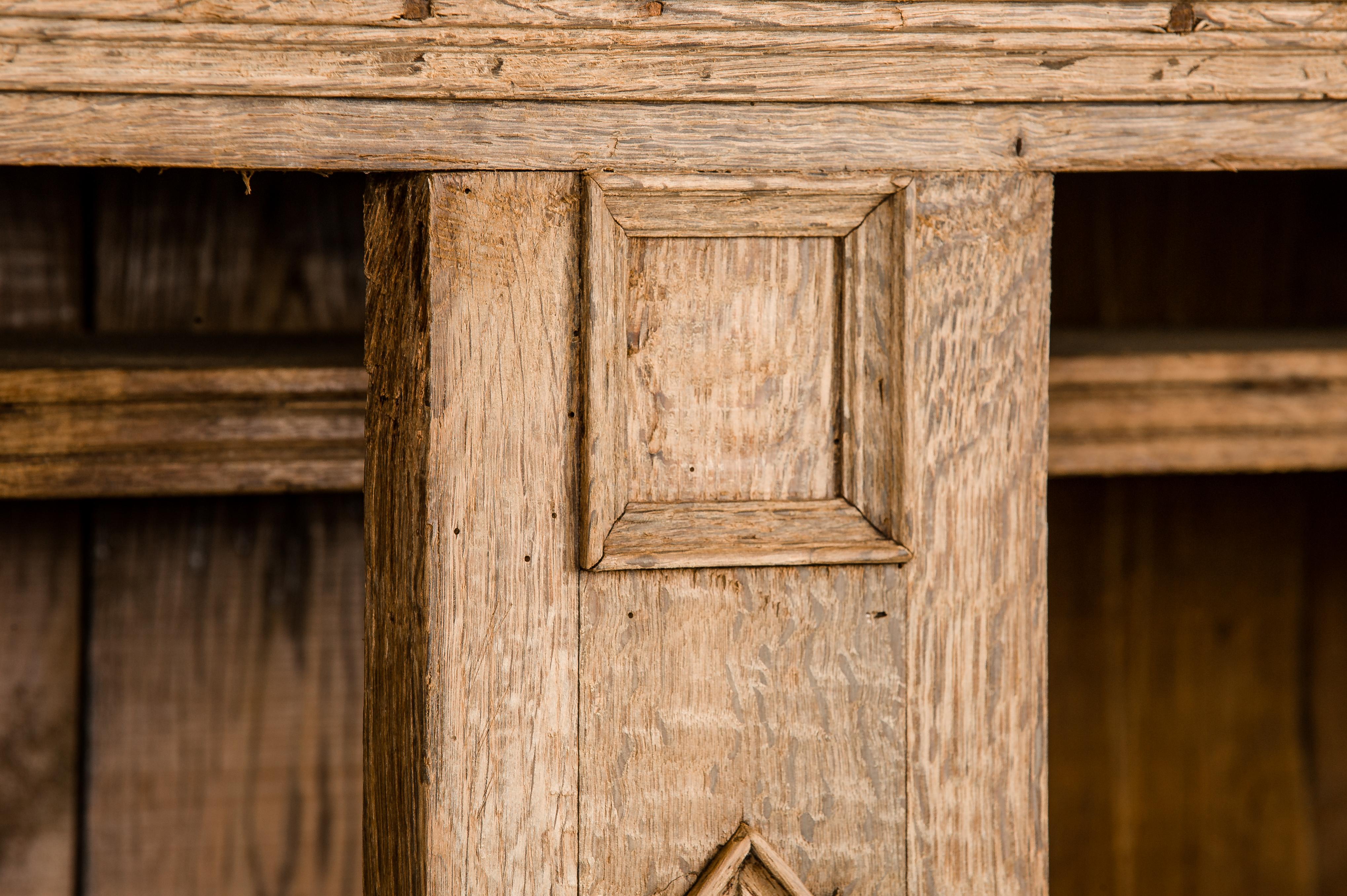 Antique 18th Century German Baroque Stripped Oak Two-Door Wardrobe Cupboard For Sale 8