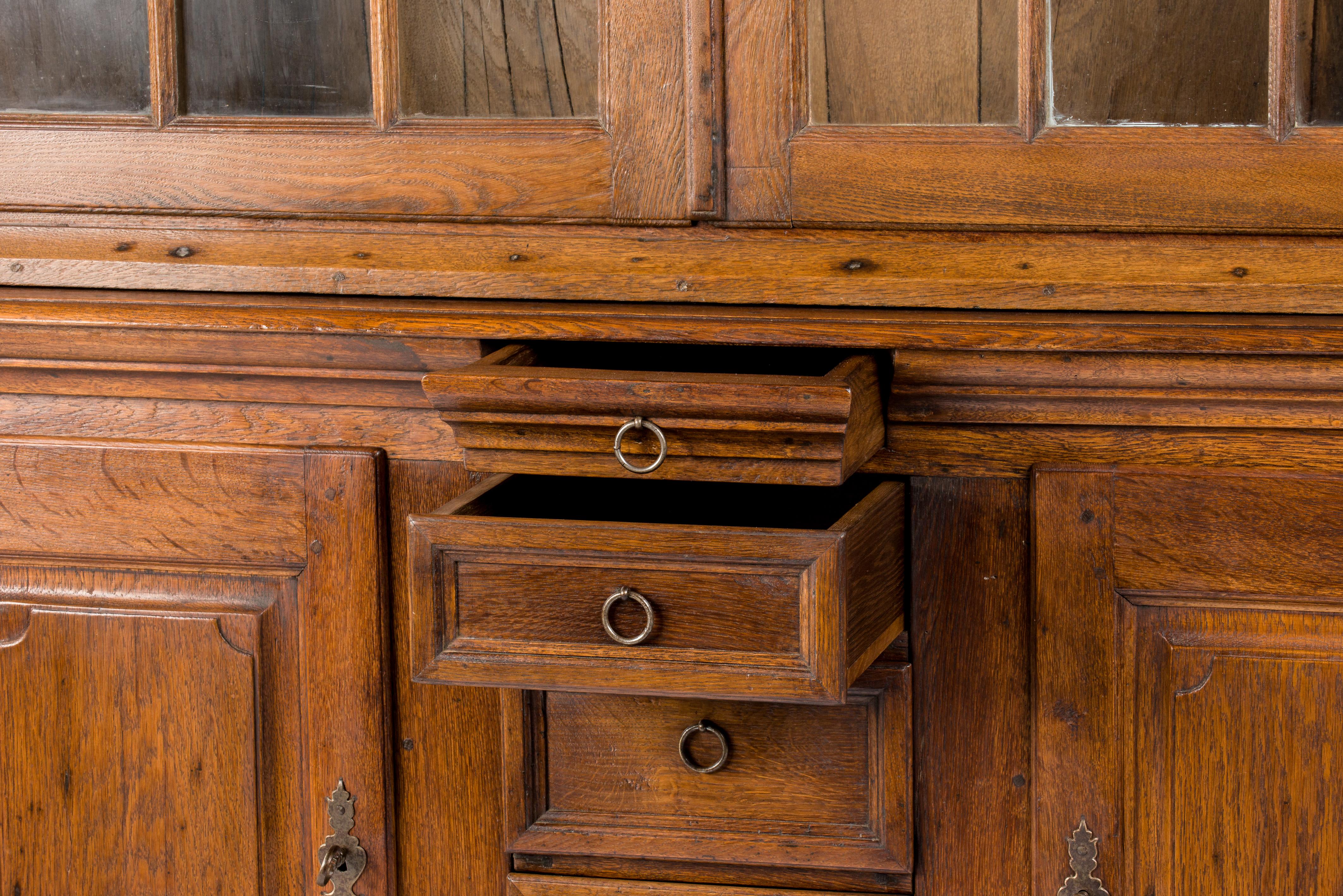 Antique 18th Century German Baroque Warm Brown Solid Oak Display Cabinet For Sale 1