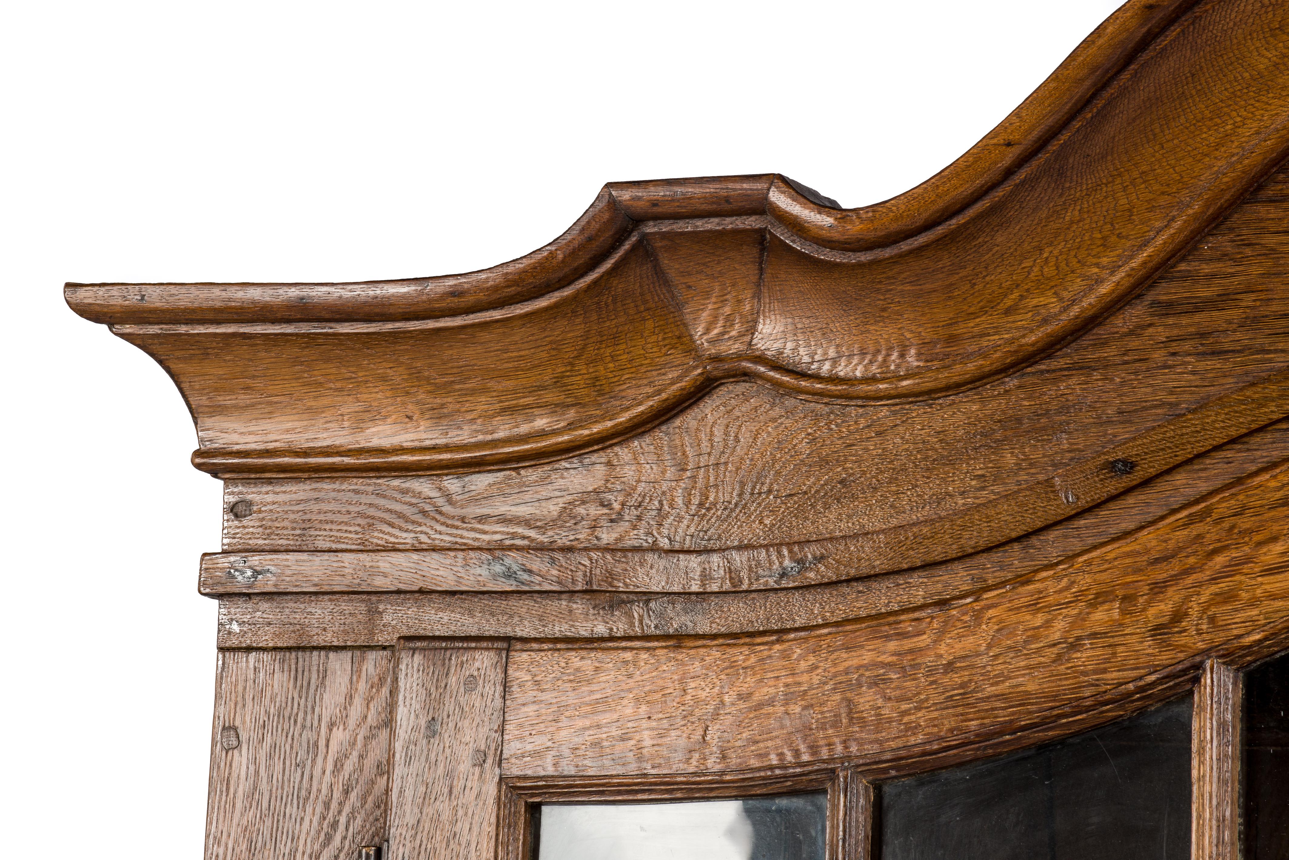 Antique 18th Century German Baroque Warm Brown Solid Oak Display Cabinet For Sale 3