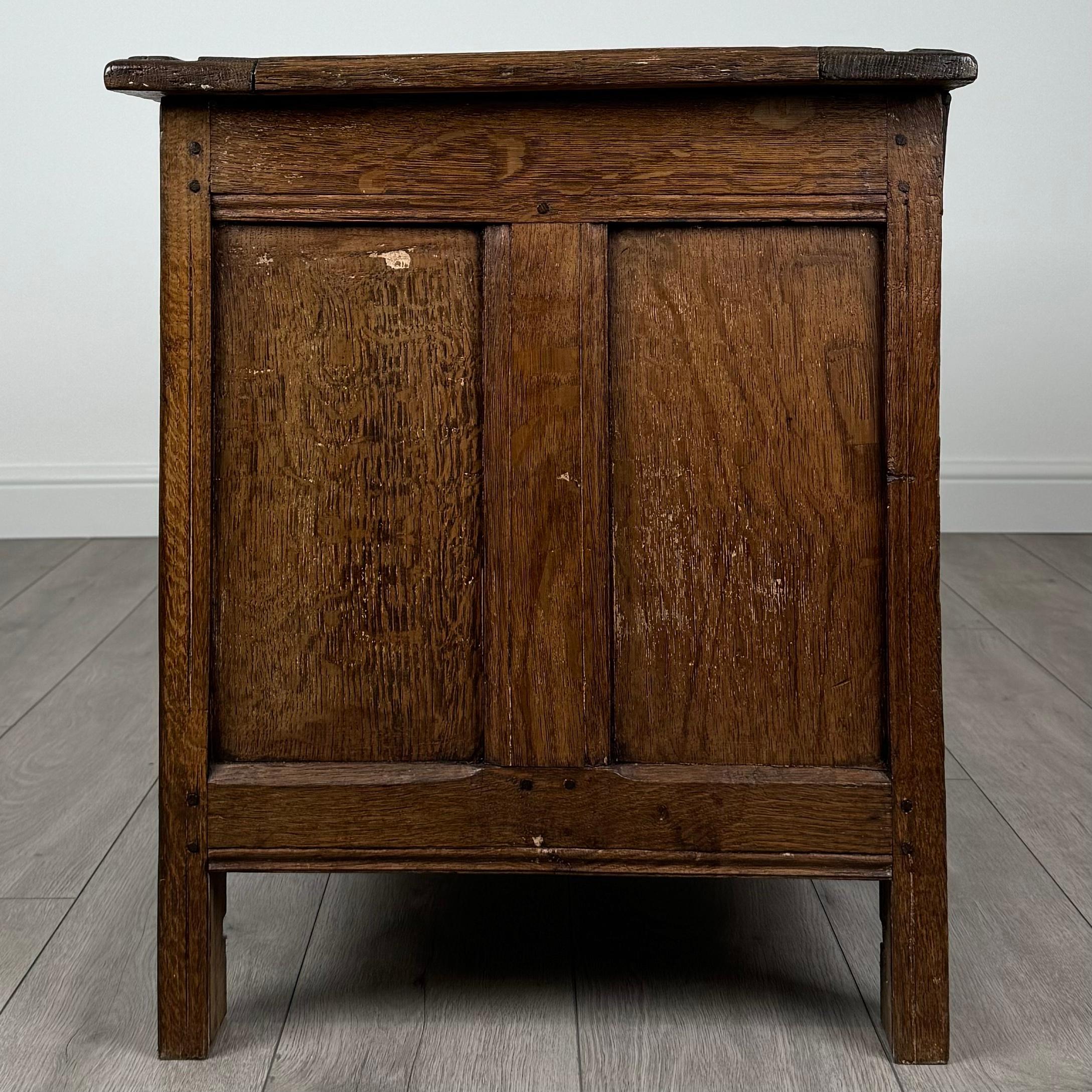 Antico forziere di buona qualità del XVIII secolo in Oak ( REF AFS-3511 ) In condizioni buone in vendita a Ledbury, GB