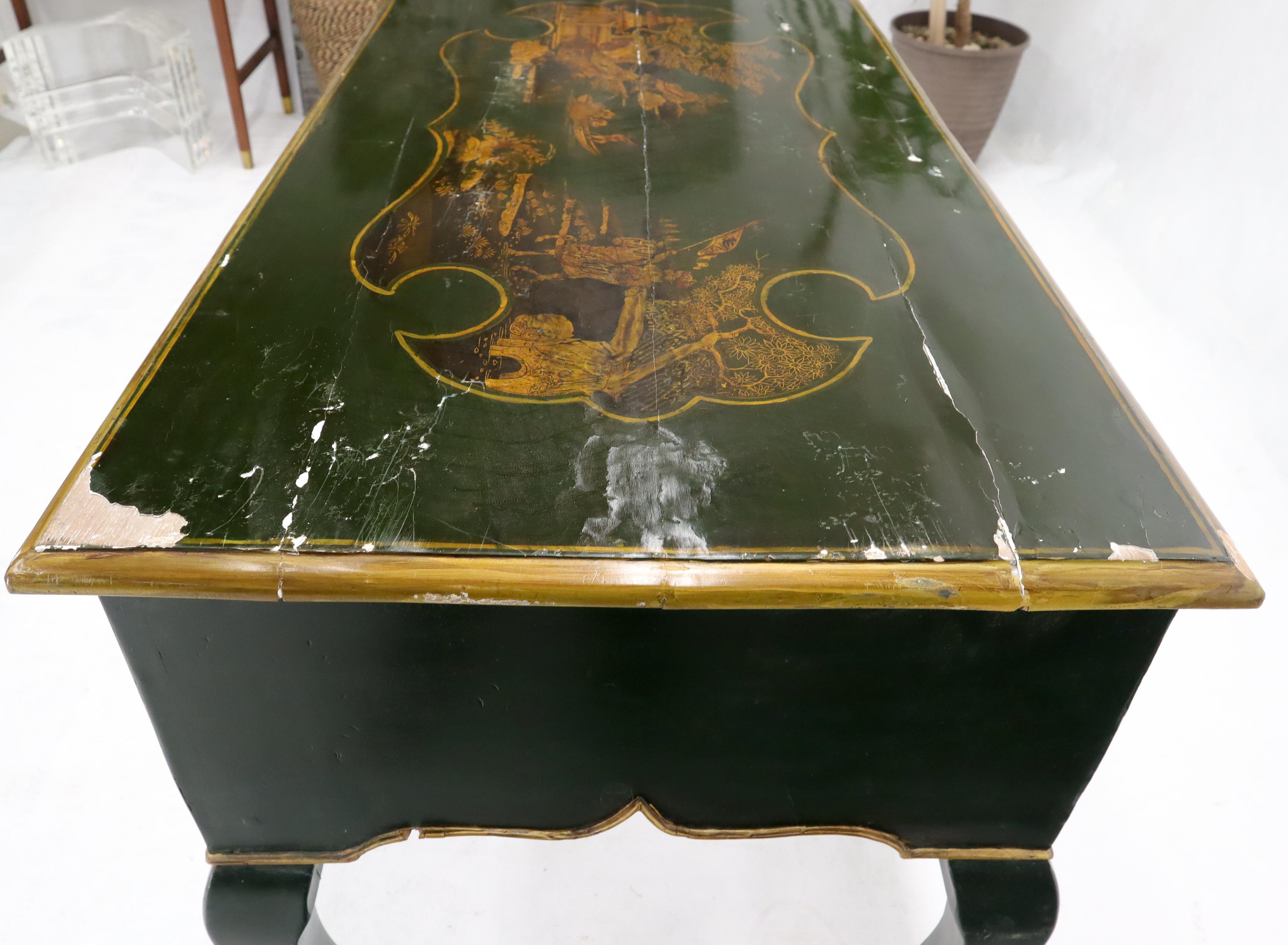 18th Century and Earlier Antique 18th Century Hand Decorated Chinoiserie Desk