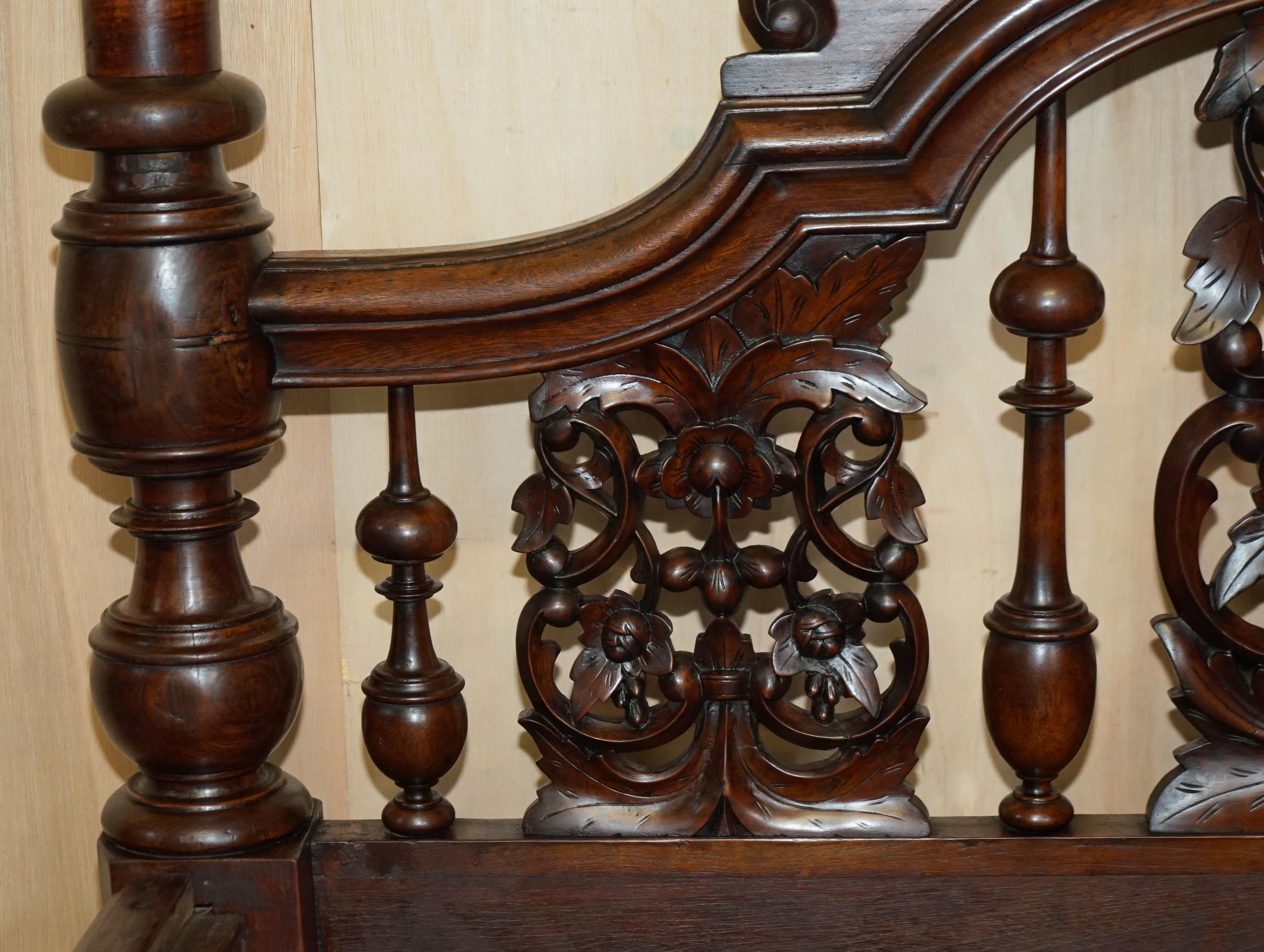 Hardwood Antique 18th Century Heavily Carved Four Poster Bed Sublime Detail Must See For Sale