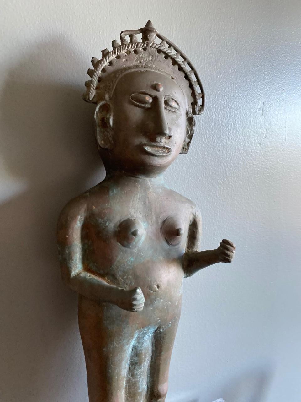 Antique 18th Century Hindu Bronze Deity Ardhanarishvara Sculpture In Good Condition For Sale In San Diego, CA