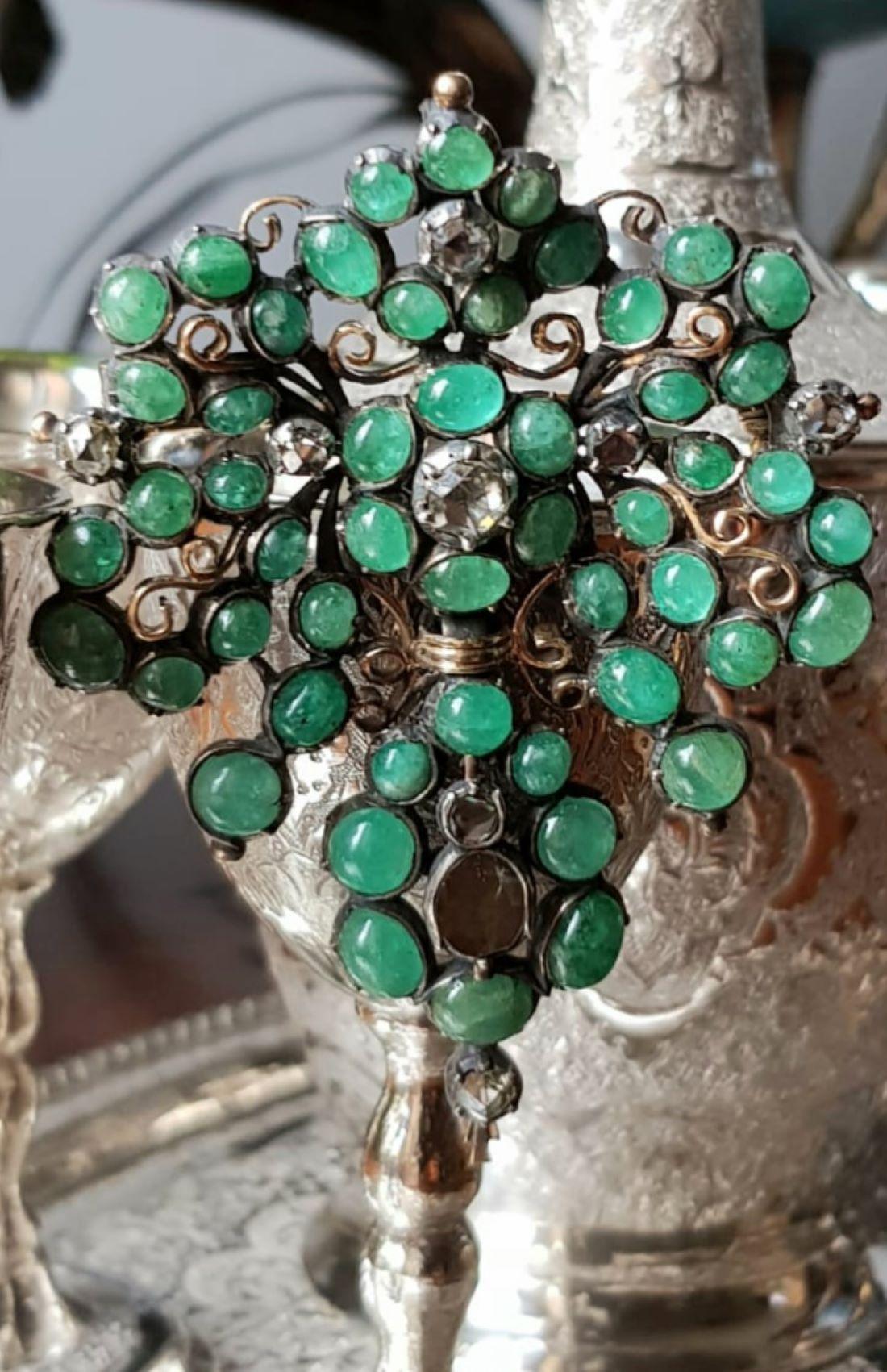 Georgian Antique 18th Century Iberian Emerald Cabochon & Rose-Cut Diamond Pendant/Brooch  For Sale