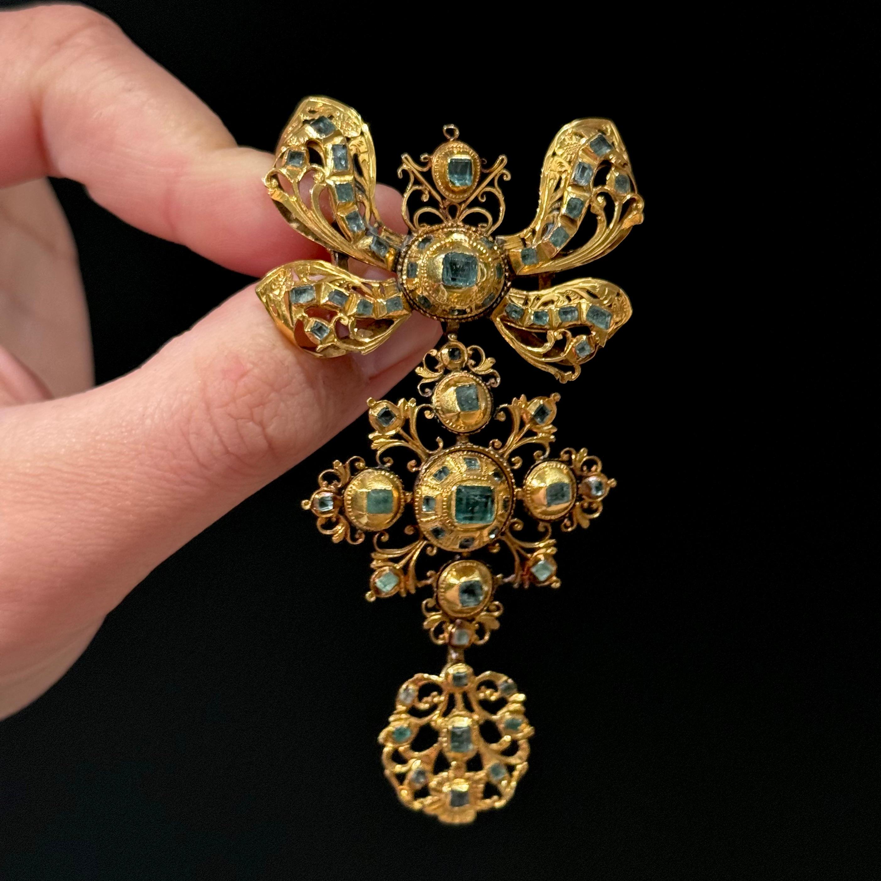 Antiguo Siglo XVIII Esmeralda Ibérica Pendientes Broche/Pendiente Demi Parure Español Corte esmeralda en venta